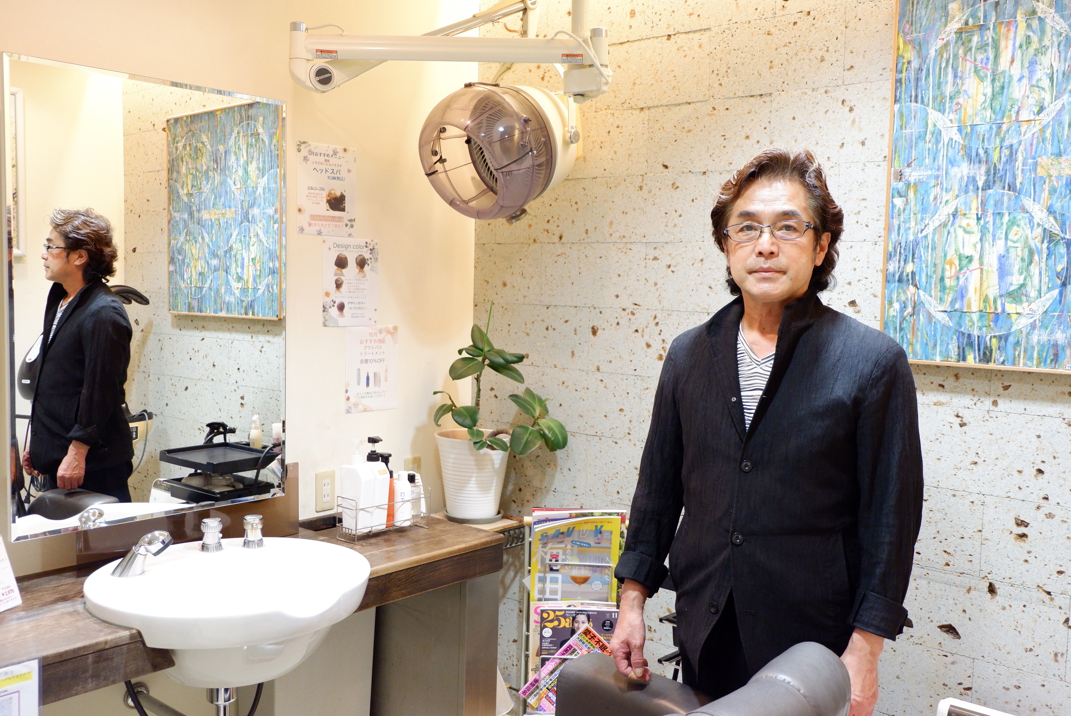 信念の政治家」高市早苗氏担当の美容師が語るショートヘアの理由…苦悩