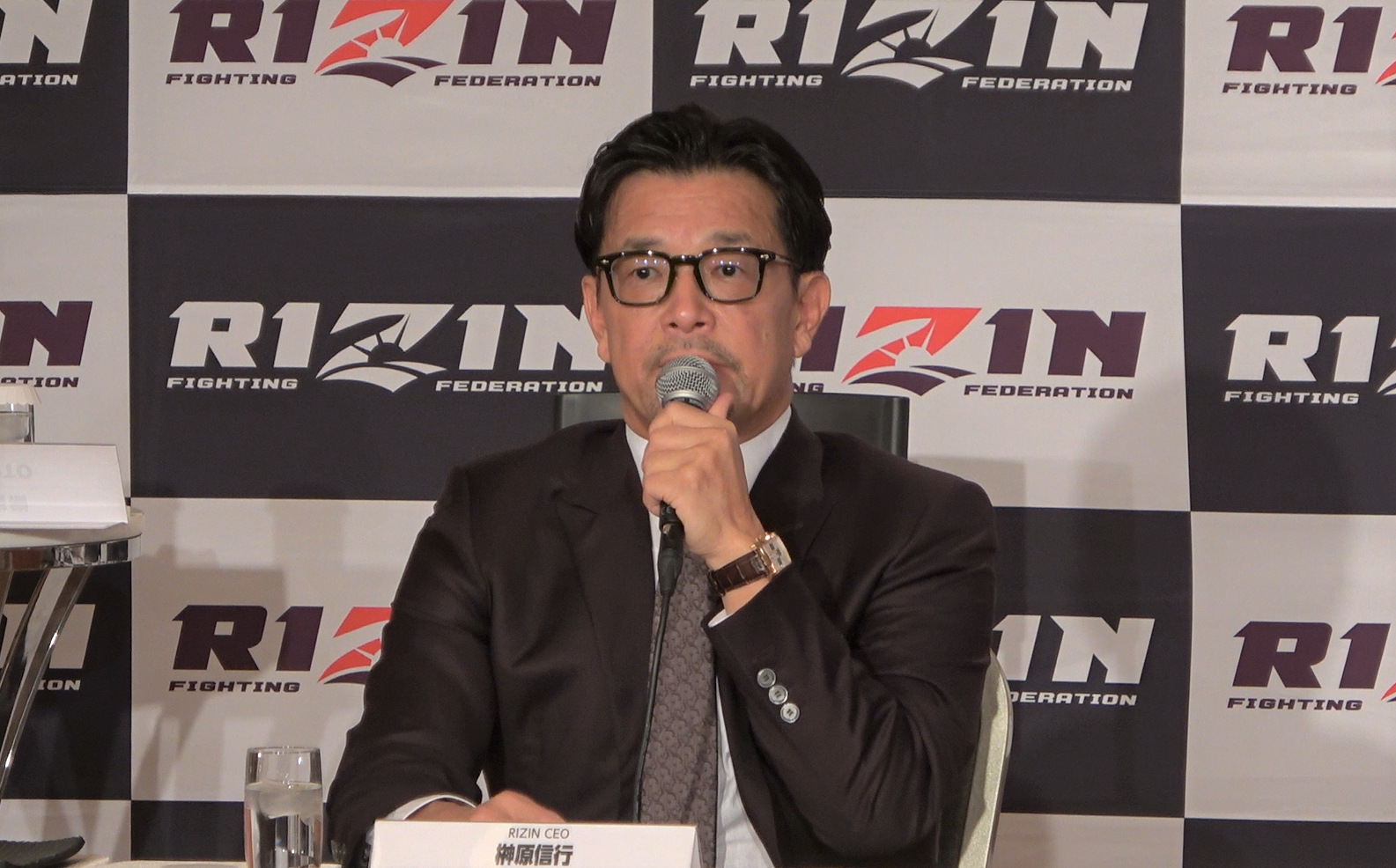 榊原CEO「5月6日にとんでもない大きなことが起きると聞いて