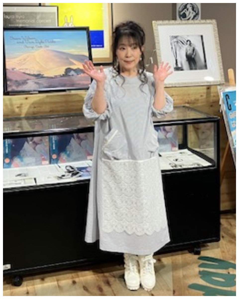 尾崎亜美デビュー50周年、初の「インストア」イベントにファン熱狂（1