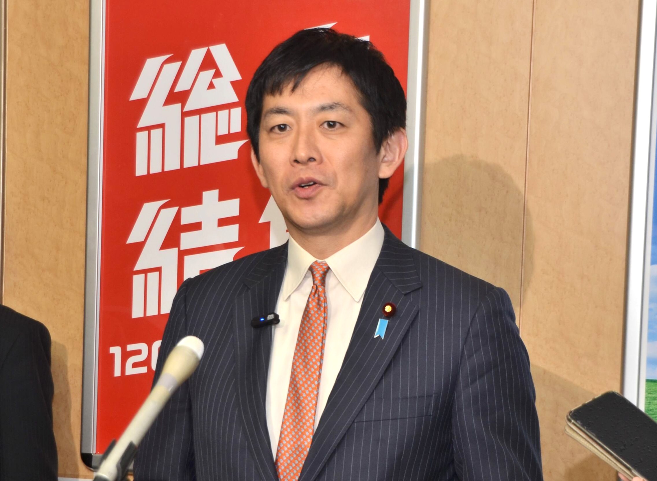 自民党の小林鷹之政調会長、財政目標見直し必要 立民批判「非常に問題