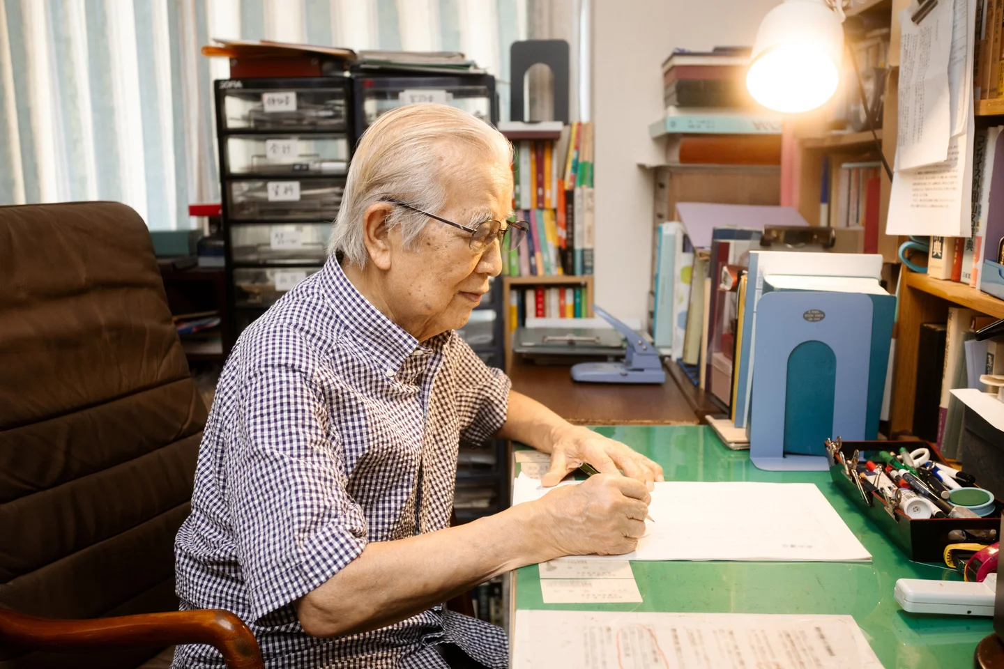 91歳・阿刀田高の最後の小説集『掌より愛をこめて』が3刷重版のワケ（1