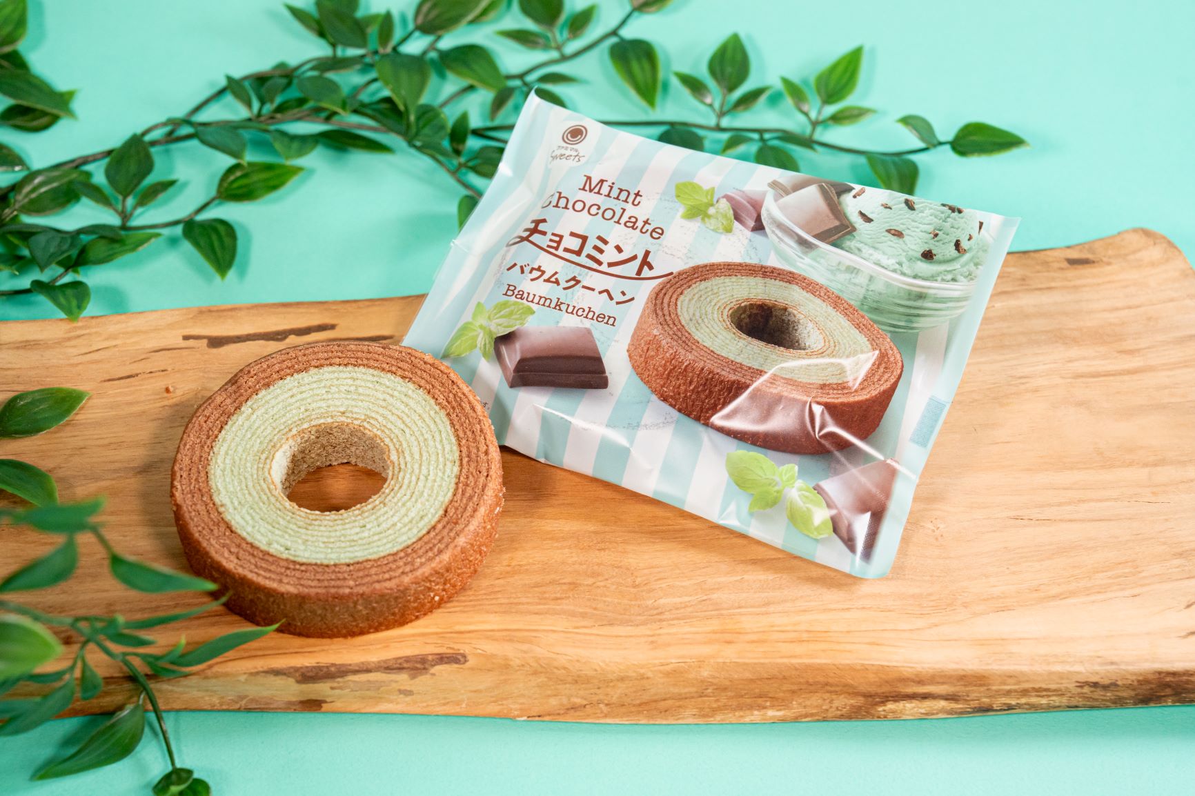 チョコミント出品‼︎ENFOLD人気即完売フードベスト チョコレートだらけにリニューアル「スースー!チョコミントパフェ」や