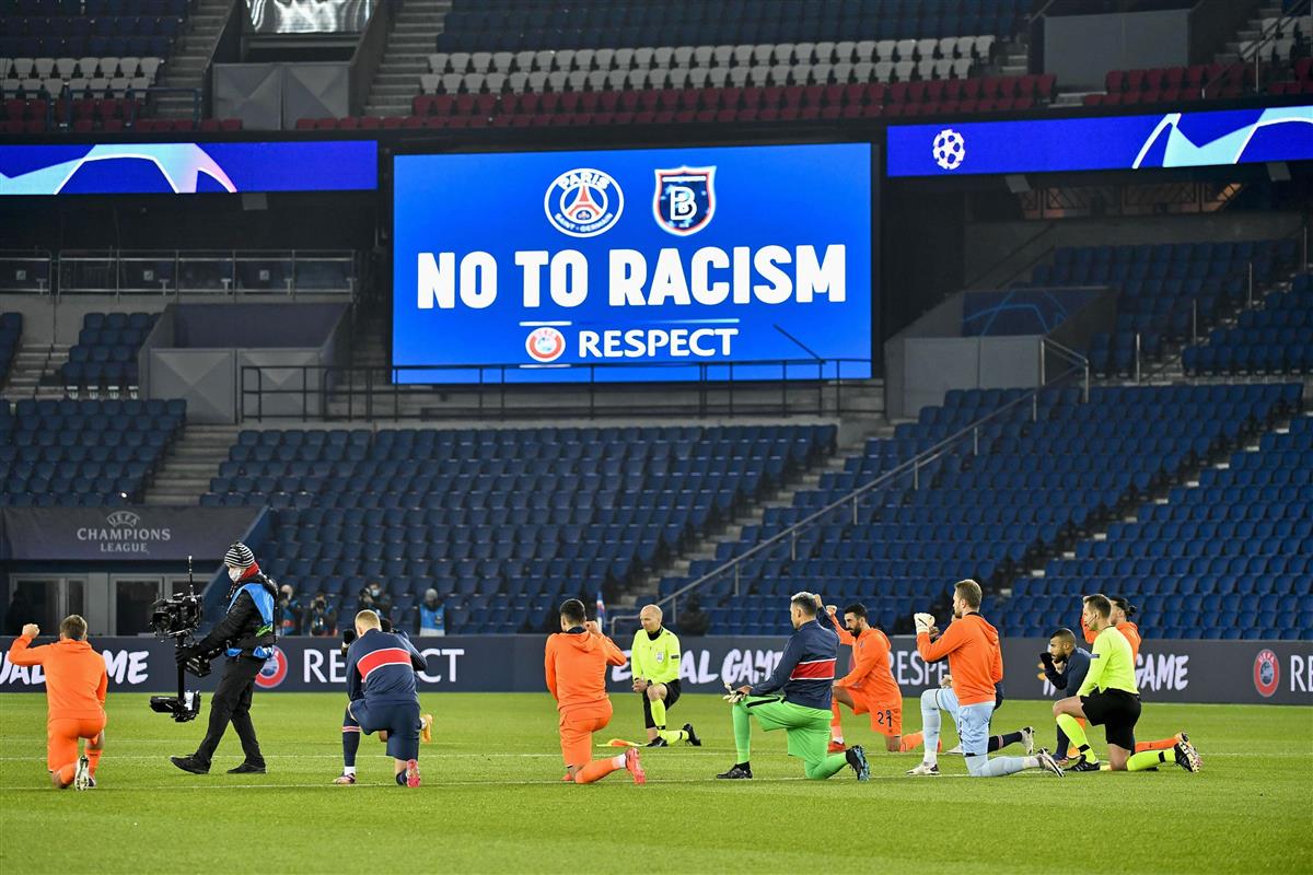 差別撲滅へｔシャツ 膝つきも サッカー欧州ｃｌ 産経ニュース