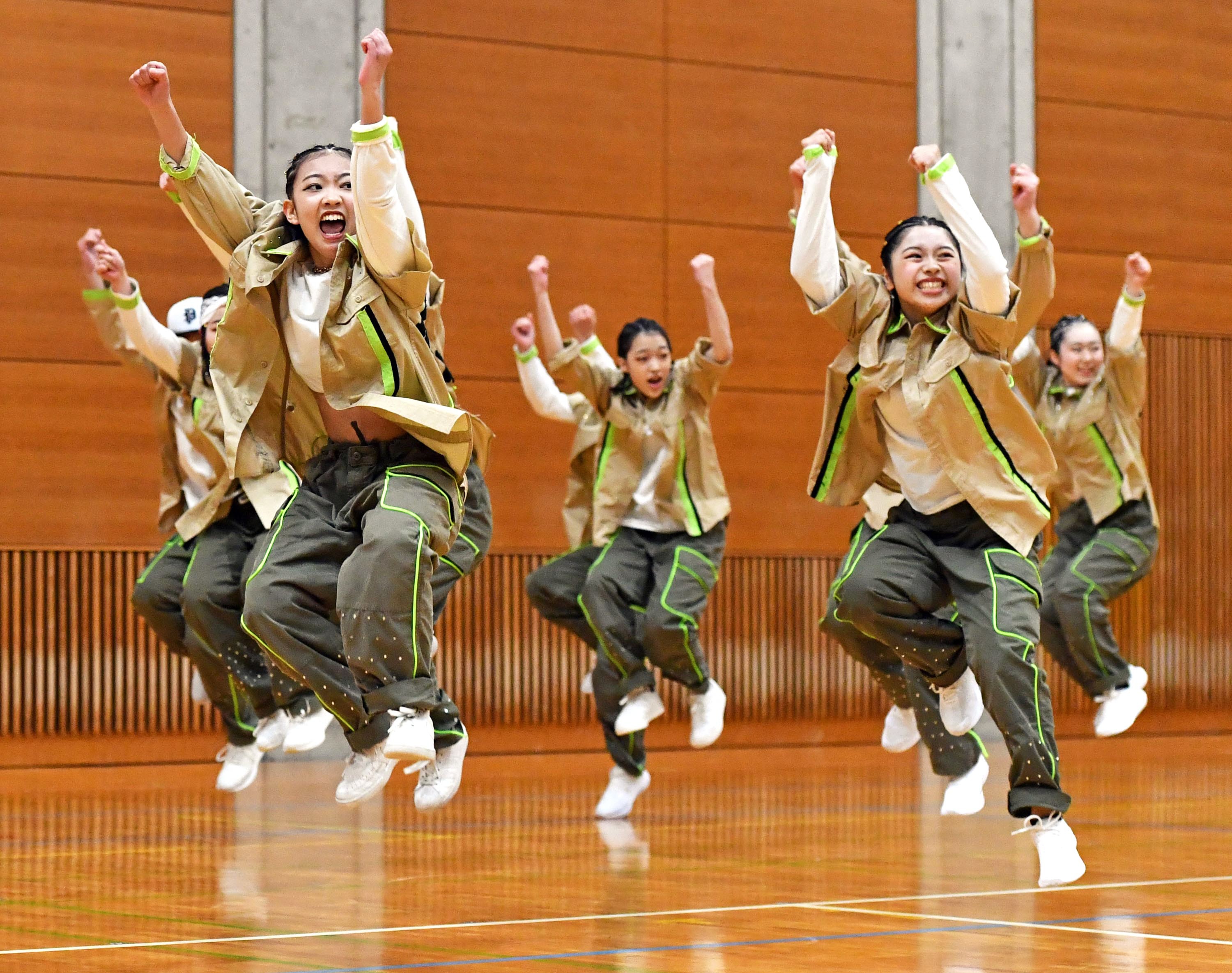 柴島と初芝立命館がV 日本高校ダンス部選手権新人戦、近畿