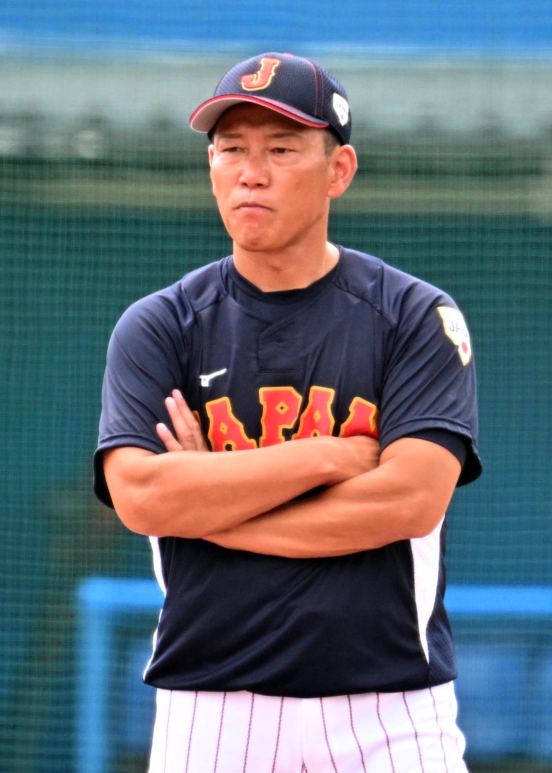WBC 侍ジャパン 日本代表監督 井端弘和 サイン入りユニフォーム 侍ジャパン新監督、井端弘和氏擁立の裏側 大物候補にことごとく断られ