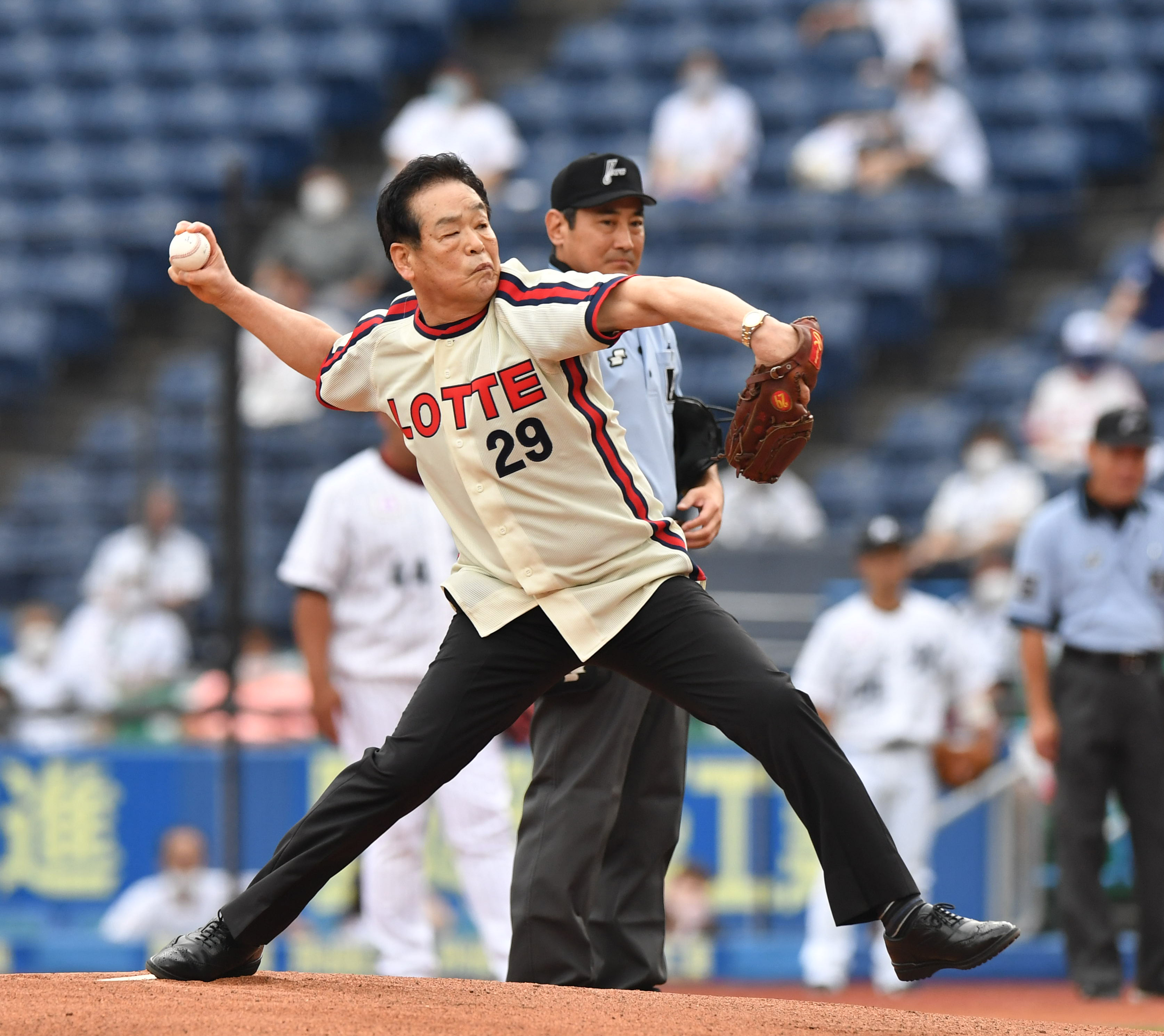 新潟 佐渡市長 離島の子供に夢と希望 村田兆治さん死去で 産経ニュース