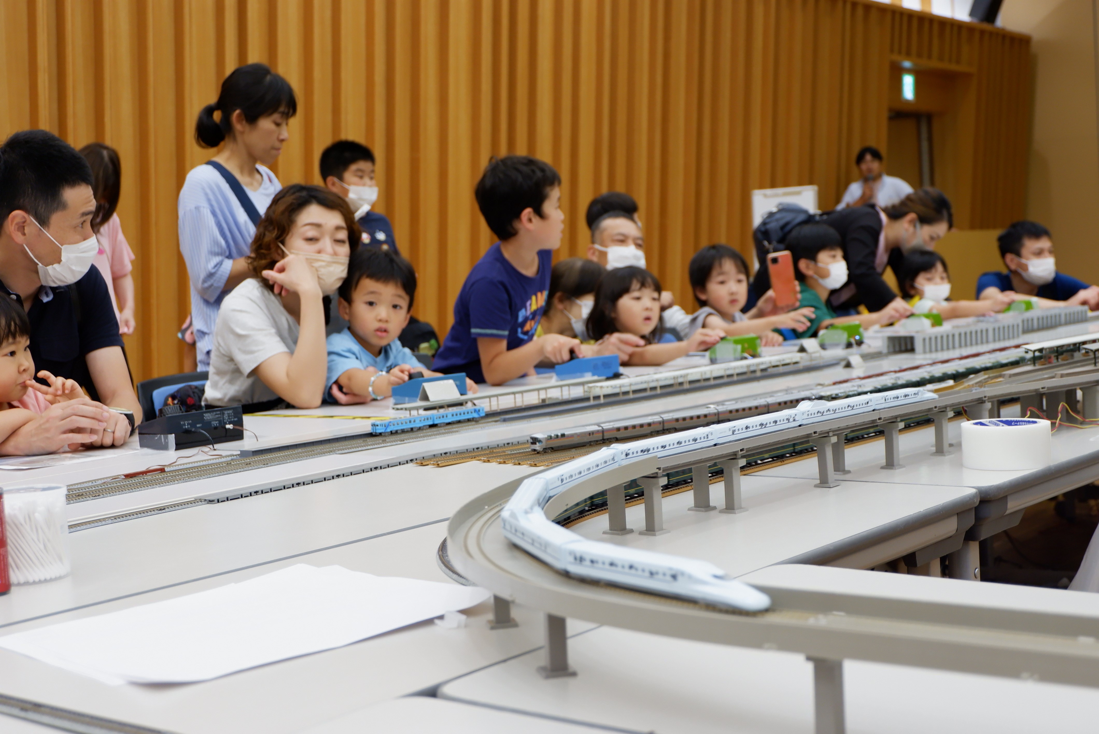 全国から２千人集う鉄道模型イベント 原動力は現役運転士の「鉄道愛