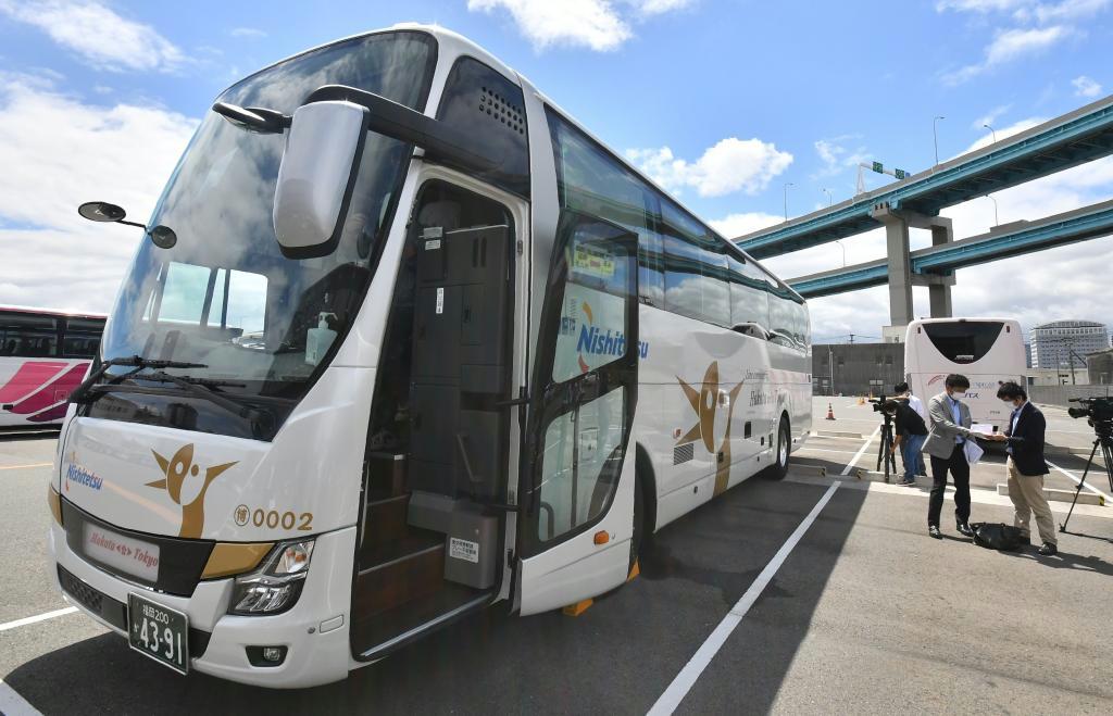 夜行高速バス「はかた号」新車両で再開 西鉄、感染対策と快適さ追求 - 産経ニュース