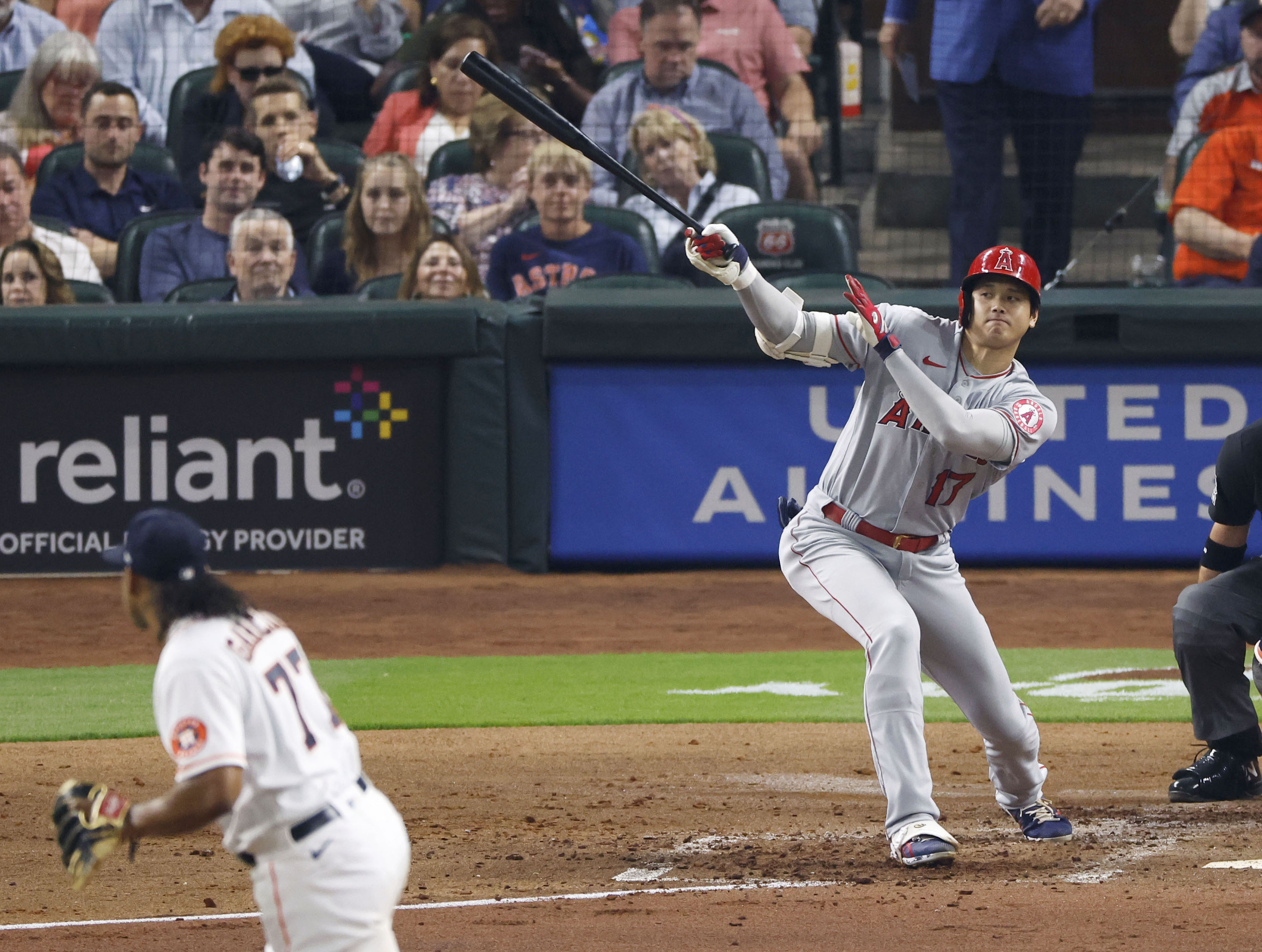 大谷翔平 ８戦連続安打 後続迫力不足でエンゼルス完敗 サンスポ