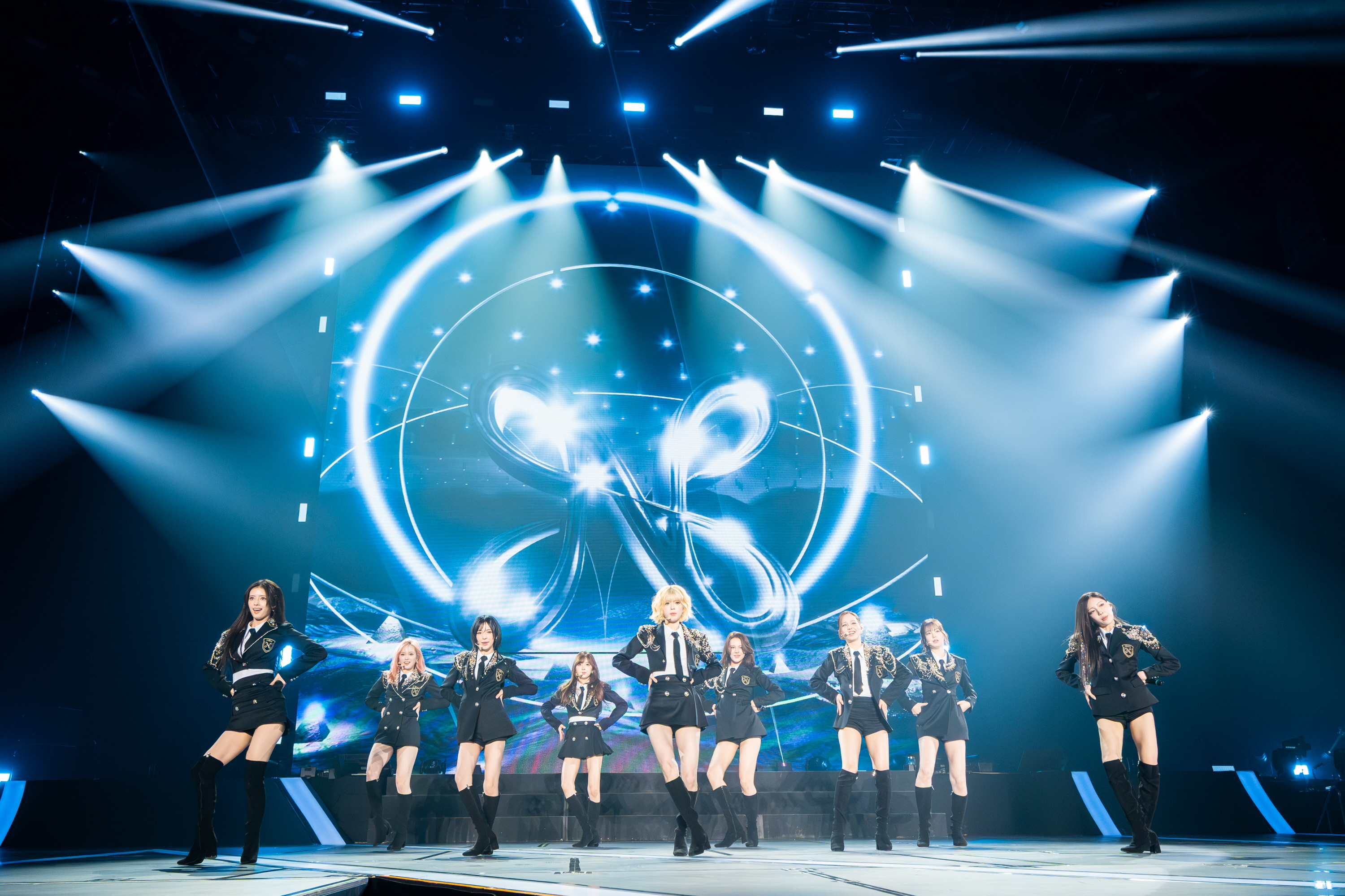 NiziU、2度目のドームツアー決定！1万人のWithUが大阪城ホールで吉報に