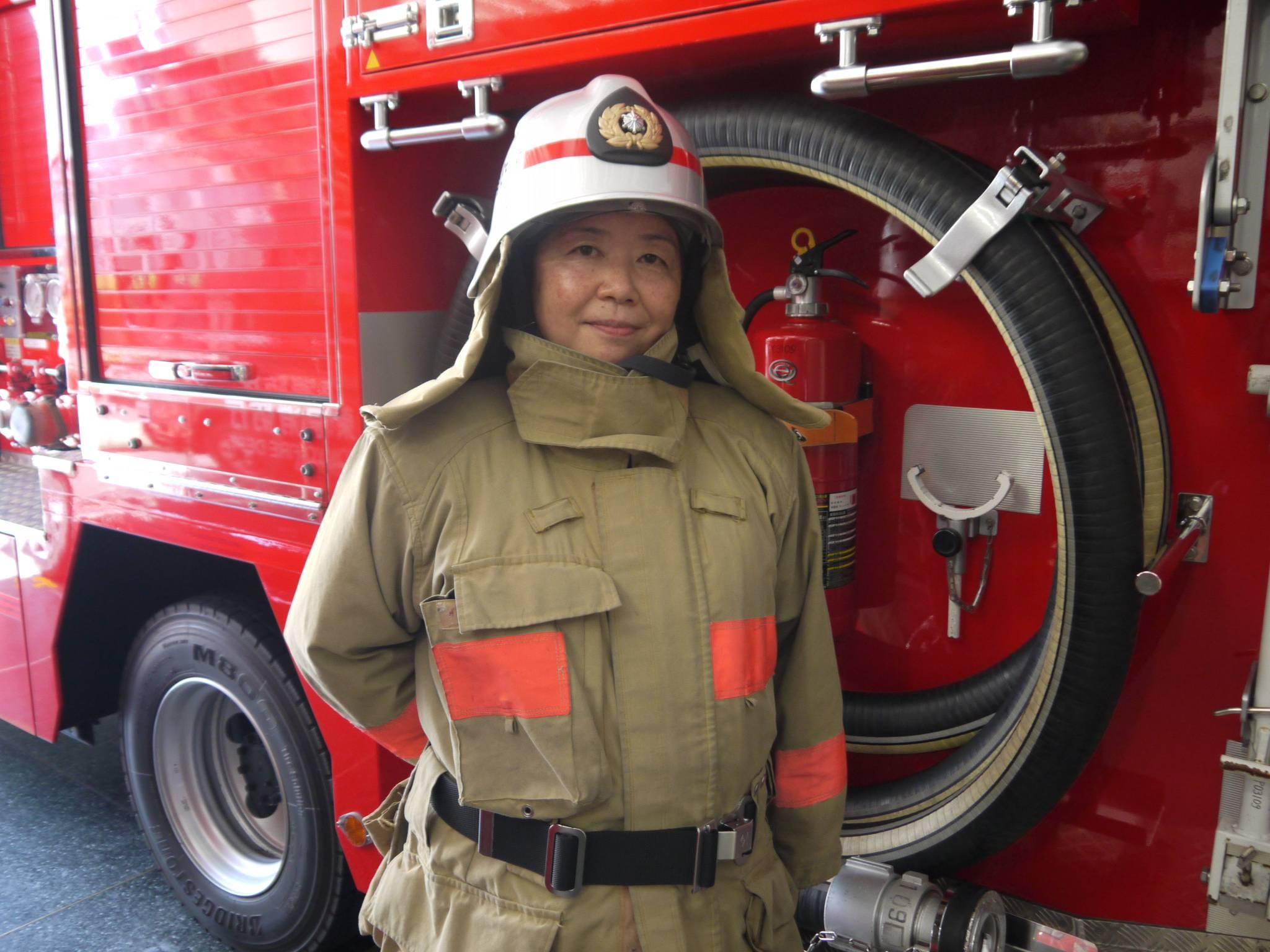 警察官様製作依頼　小金消防署風消防署 全国初の女性ポンプ車機関員 矢口署消防司令補・中村さやかさん 都民の