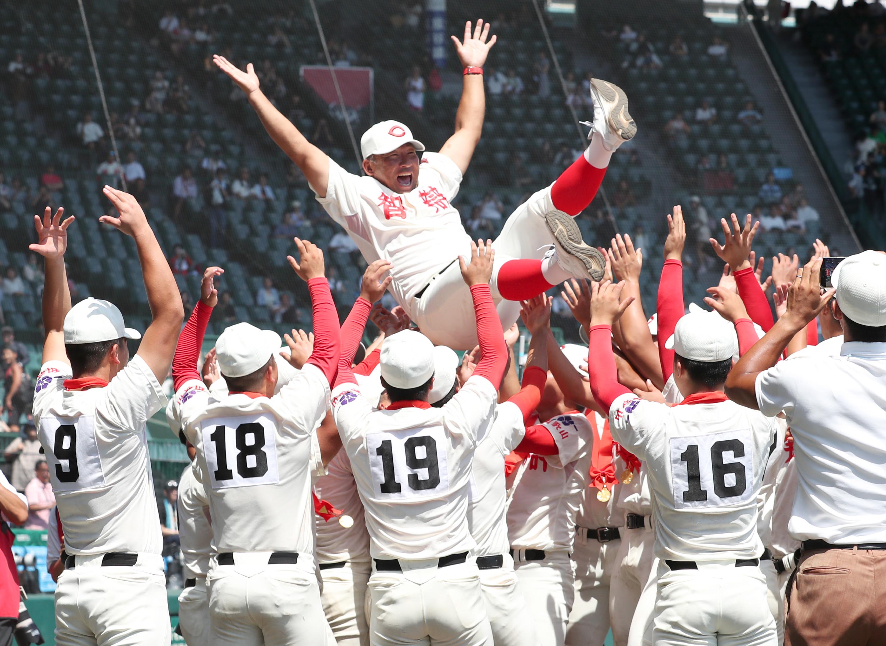 智弁和歌山・中谷仁監督、阪神・藤川監督は「タイガース愛が強い人