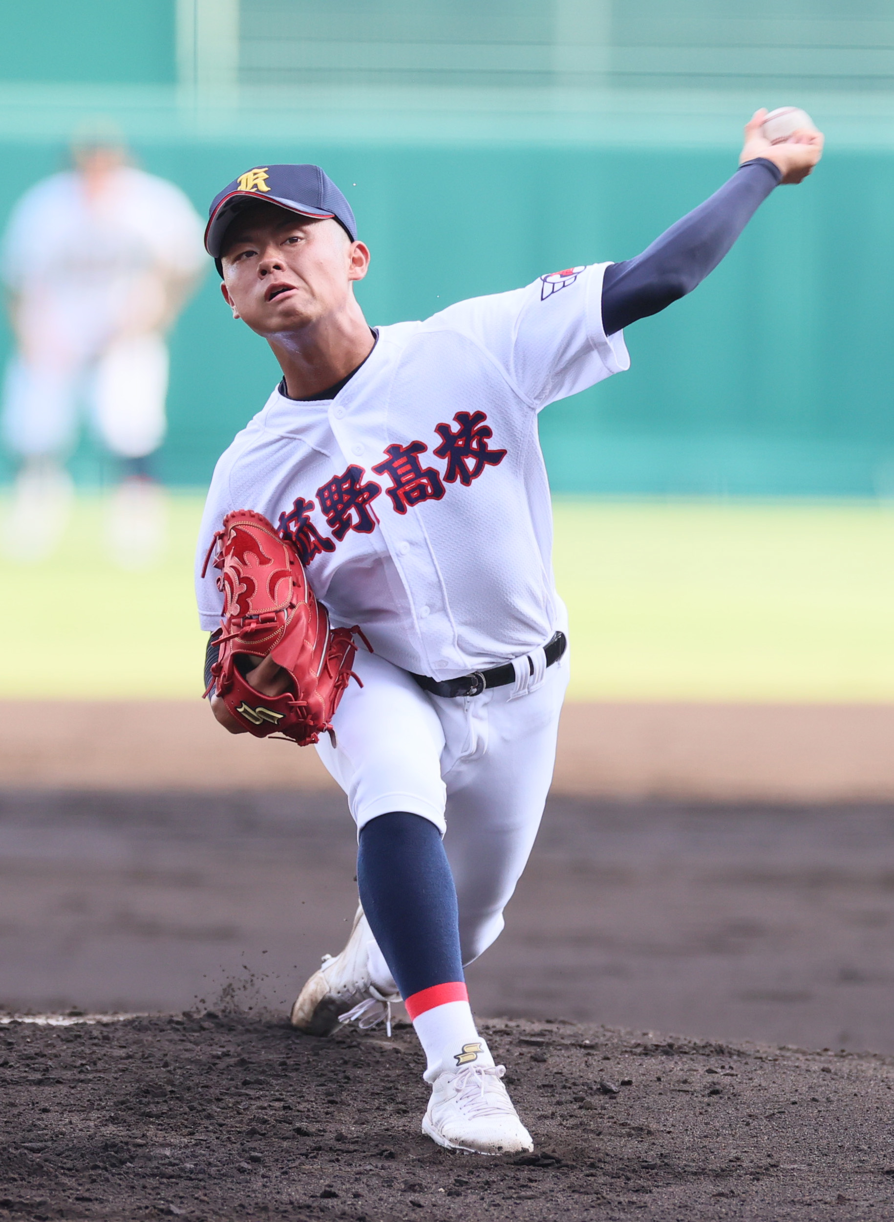 甲子園】菰野が聖地初勝利 完投の栄田「３年生のためにも負けられない」ＯＢ西勇は「今の子たちの方が強く見えた」 - サンスポ