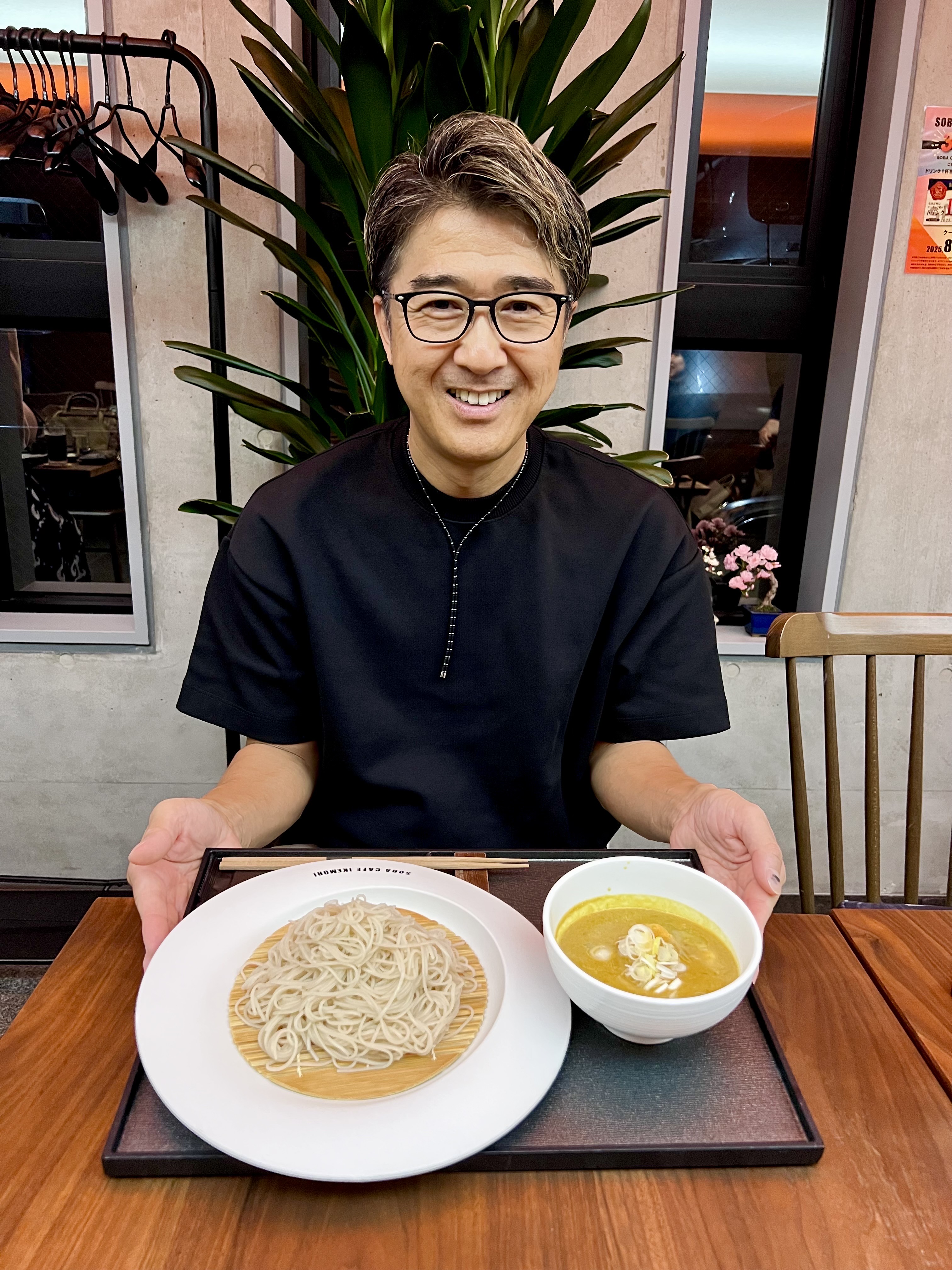 DEEN 池森秀一プロデュースワイン7本　直筆サイン入り/ライブグッズ　池森そば 5OKWS6EEYVFPTAO5XABVDD32TY.jpeg