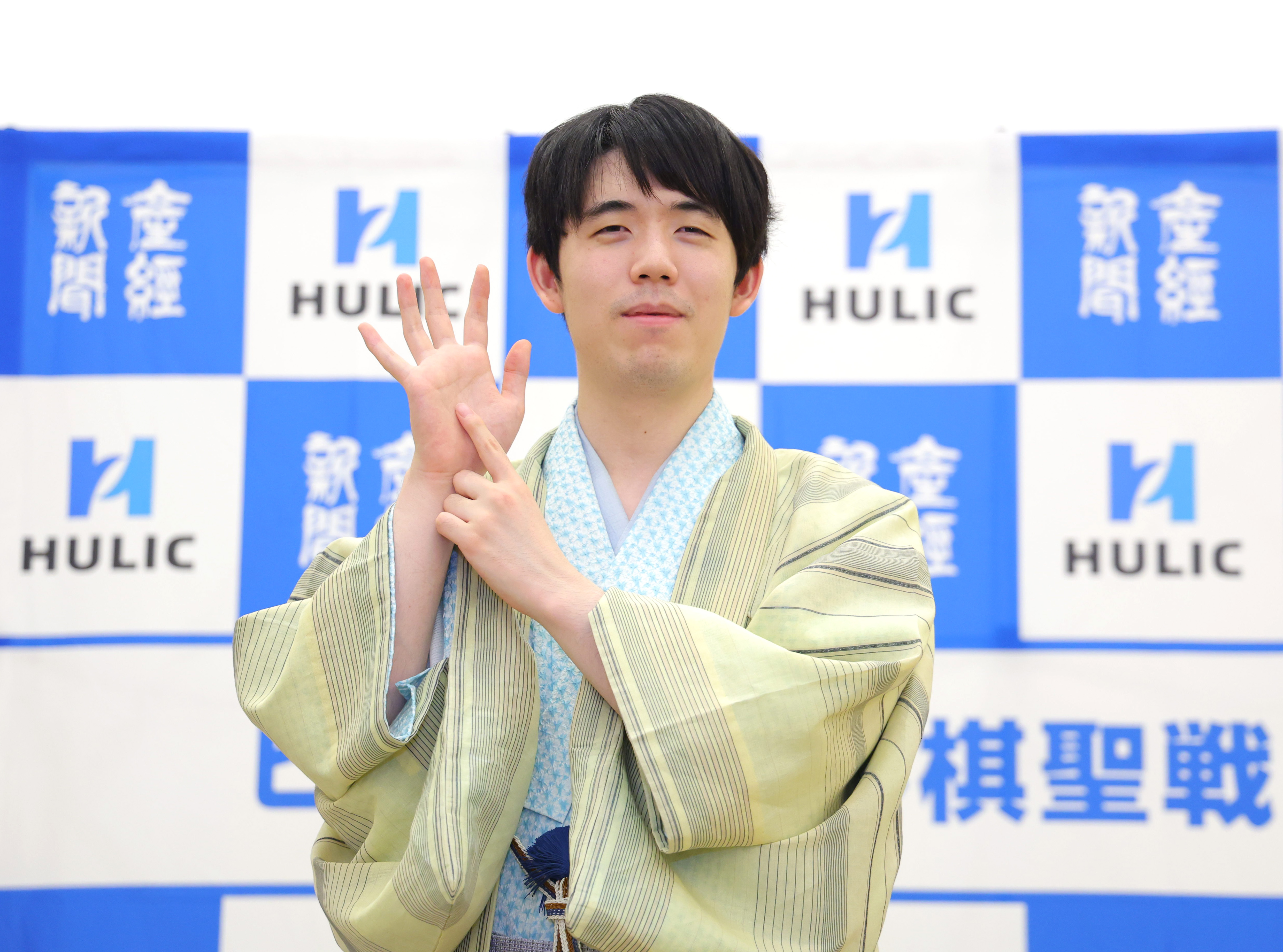 藤井聡太棋聖が6連覇達成！わずか84手、杉本和陽六段に3連勝ストレート