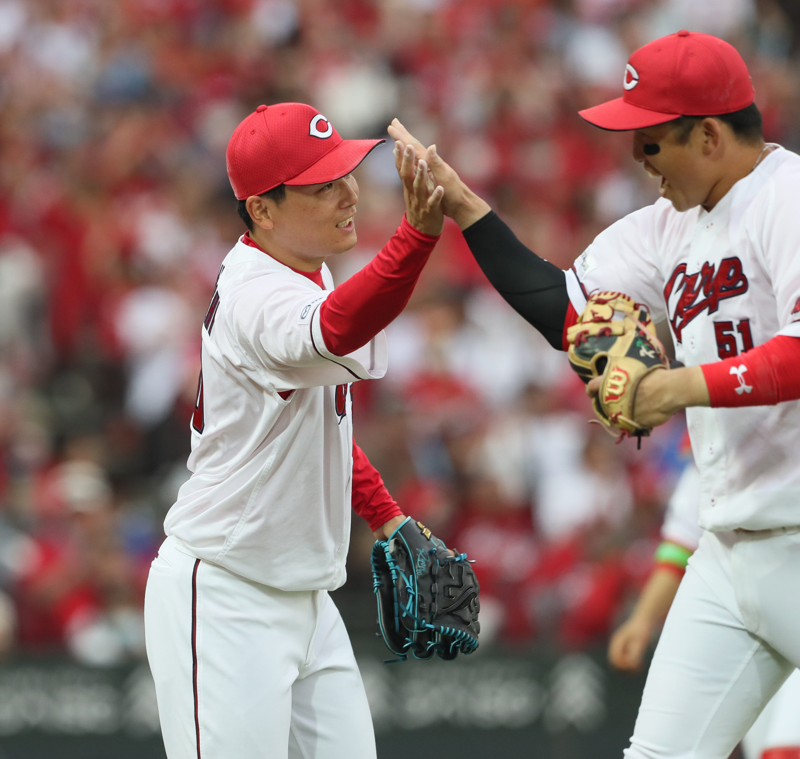 【荒木大輔　ピッチｂｙＰｉｔｃｈ】６投手無失点リレー　広島リリーフ陣の熱投がサヨナラ呼んだ