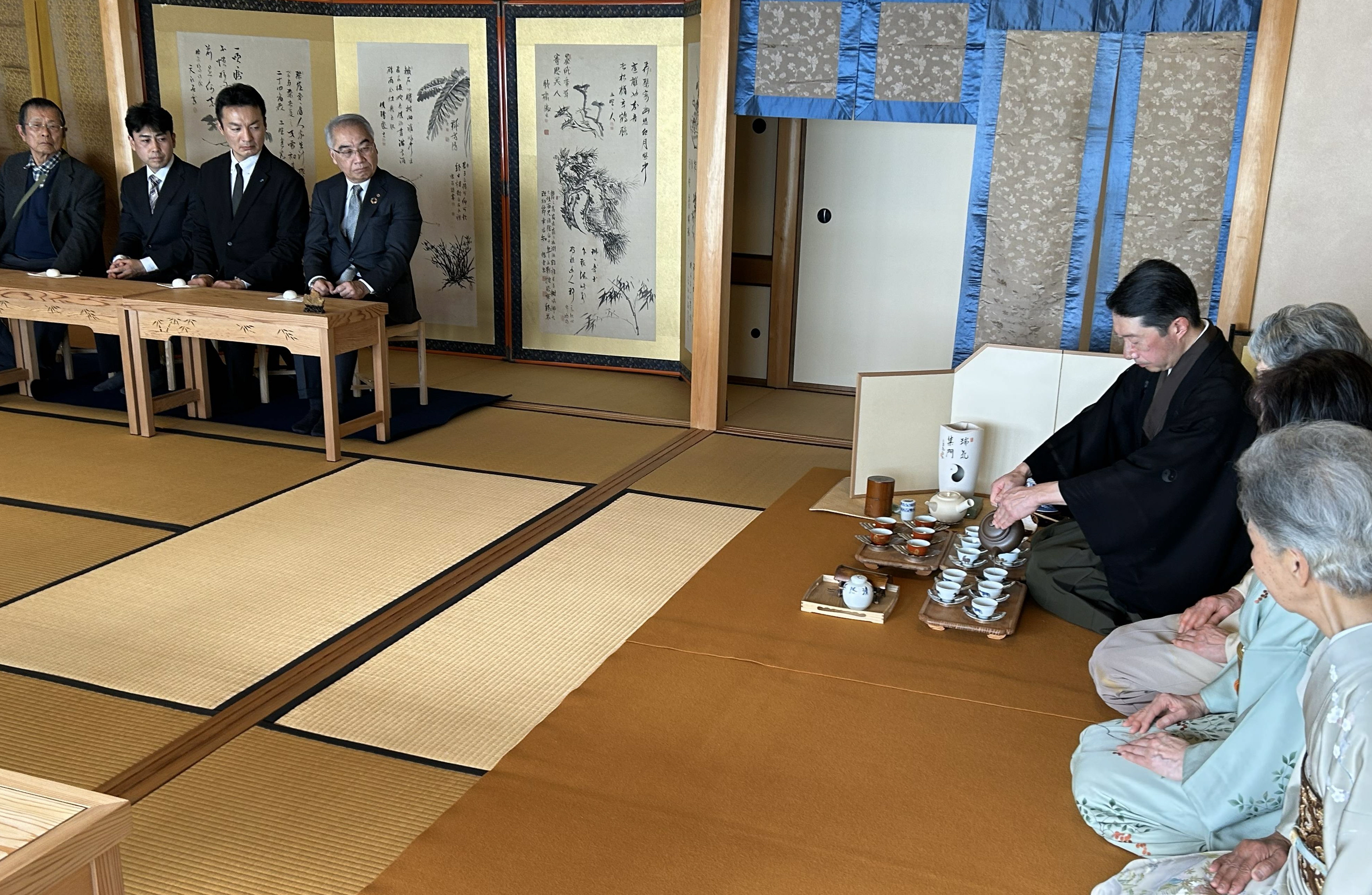 京都最古の流派「小川流煎茶」の初煮会 新年祝い心づくしの茶振る舞う