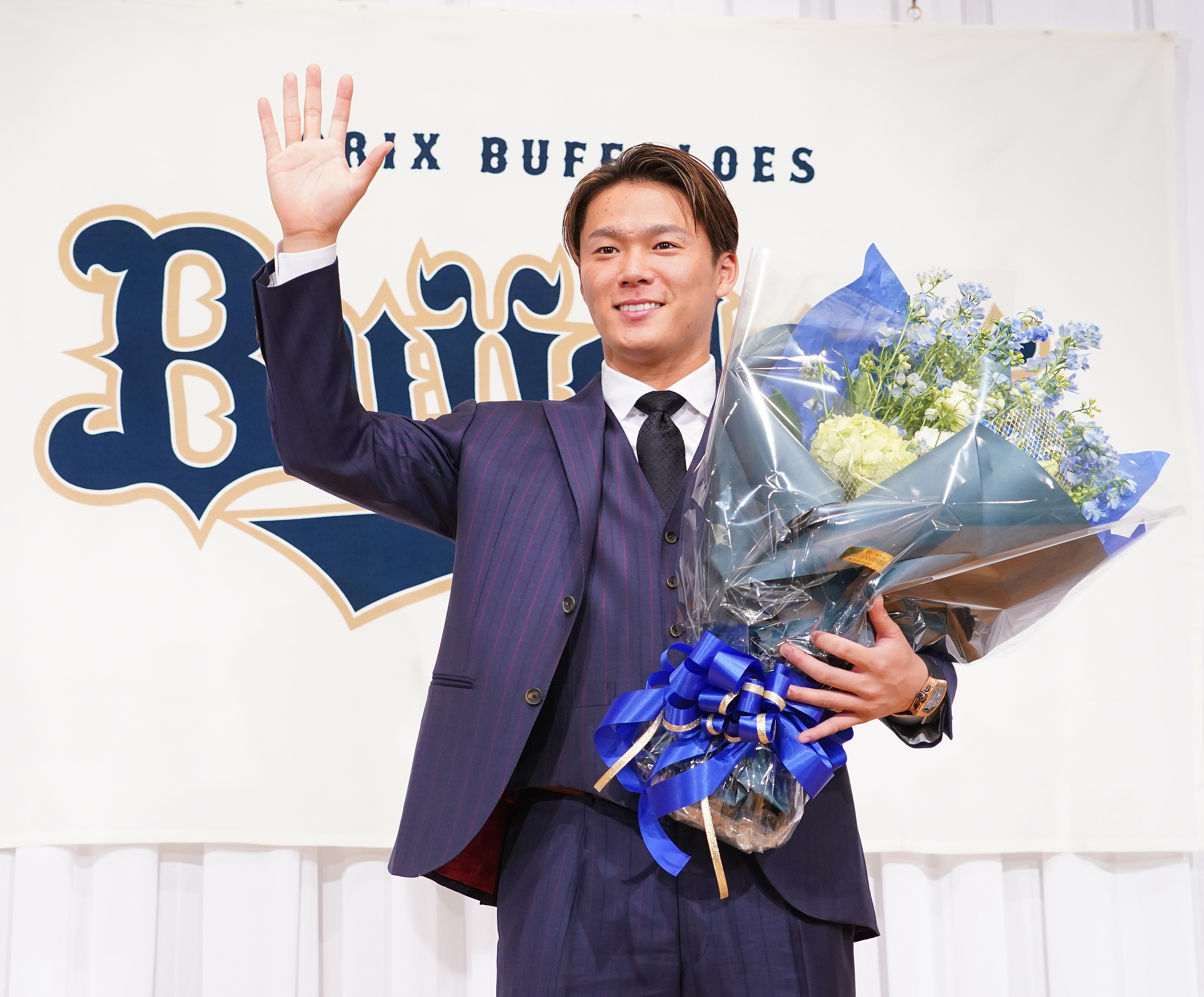 ドジャース・山本由伸がオリックス7年間を感謝「次はワールド