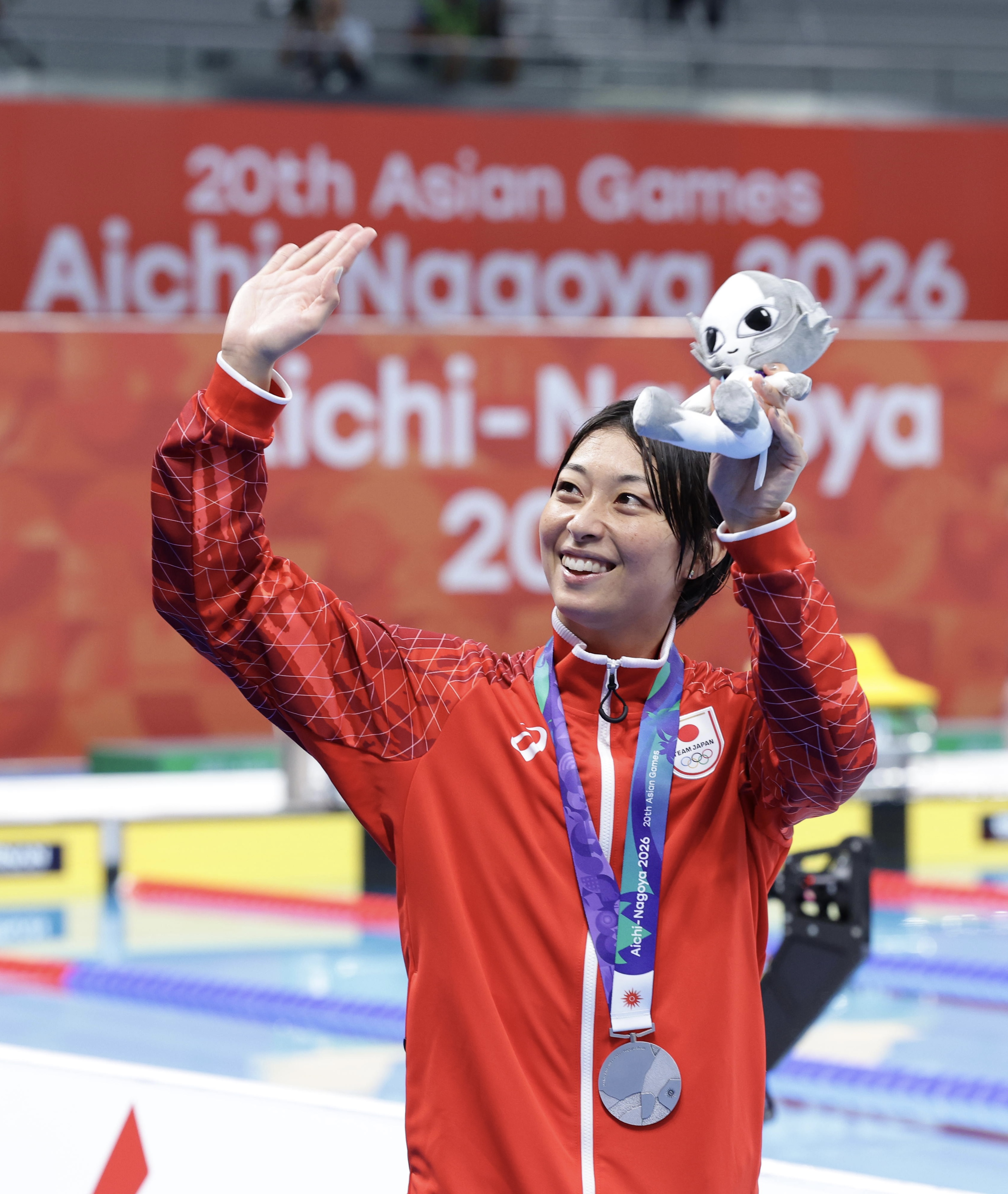 純銀ペンダント　平泳ぎ 35歳鈴木聡美、原動力は「自分自身とライバル」 50メートル平泳ぎ
