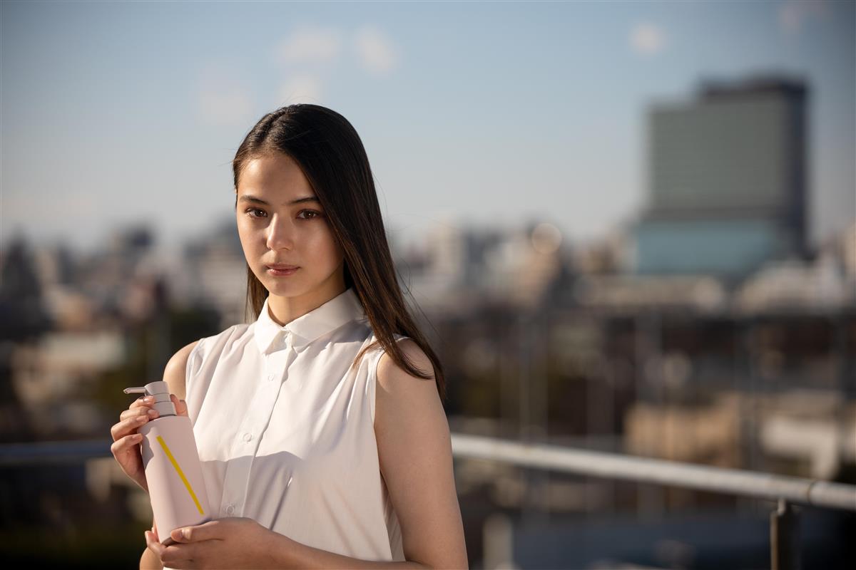 モデルの稲垣姫菜 ヘアケアブランド ｓｈｉｎｋｏｑ のイメージモデルに サンスポ