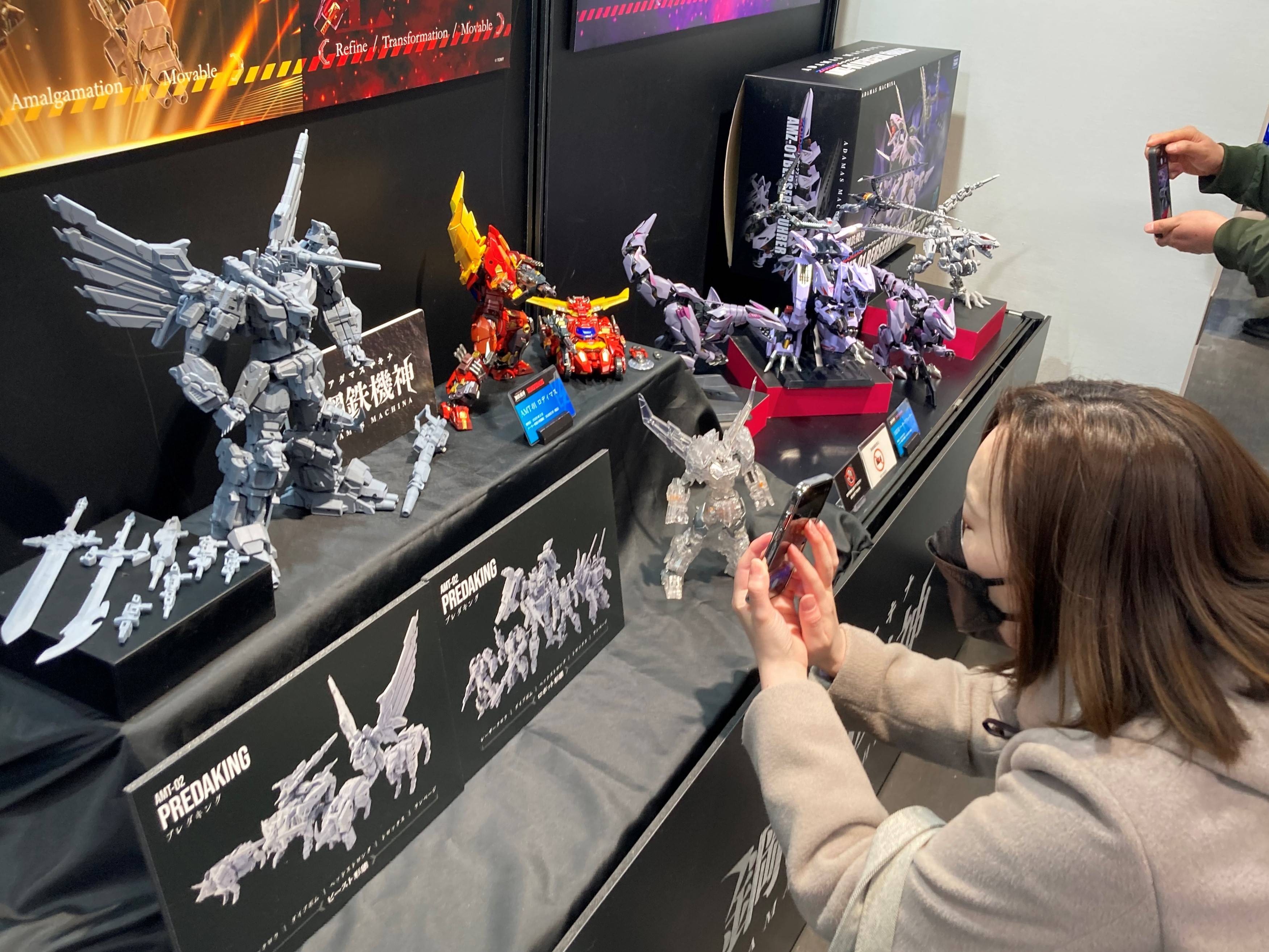 トランスフォーマー、ゾイド…タカラトミーの大人向け玩具の新レーベル