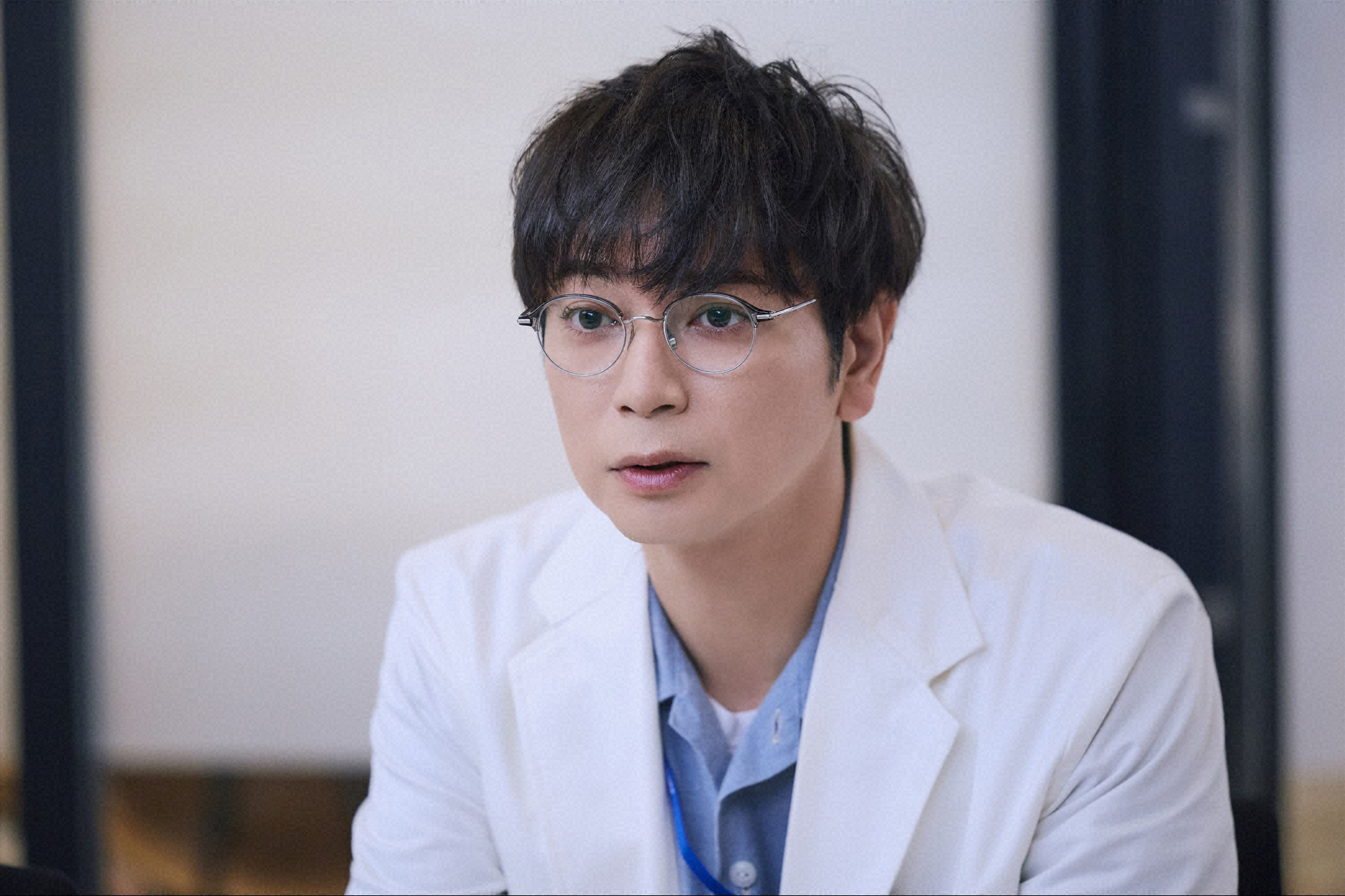 松本潤主演、日曜劇場「19番目のカルテ」ヤングケアラーに焦点当てた