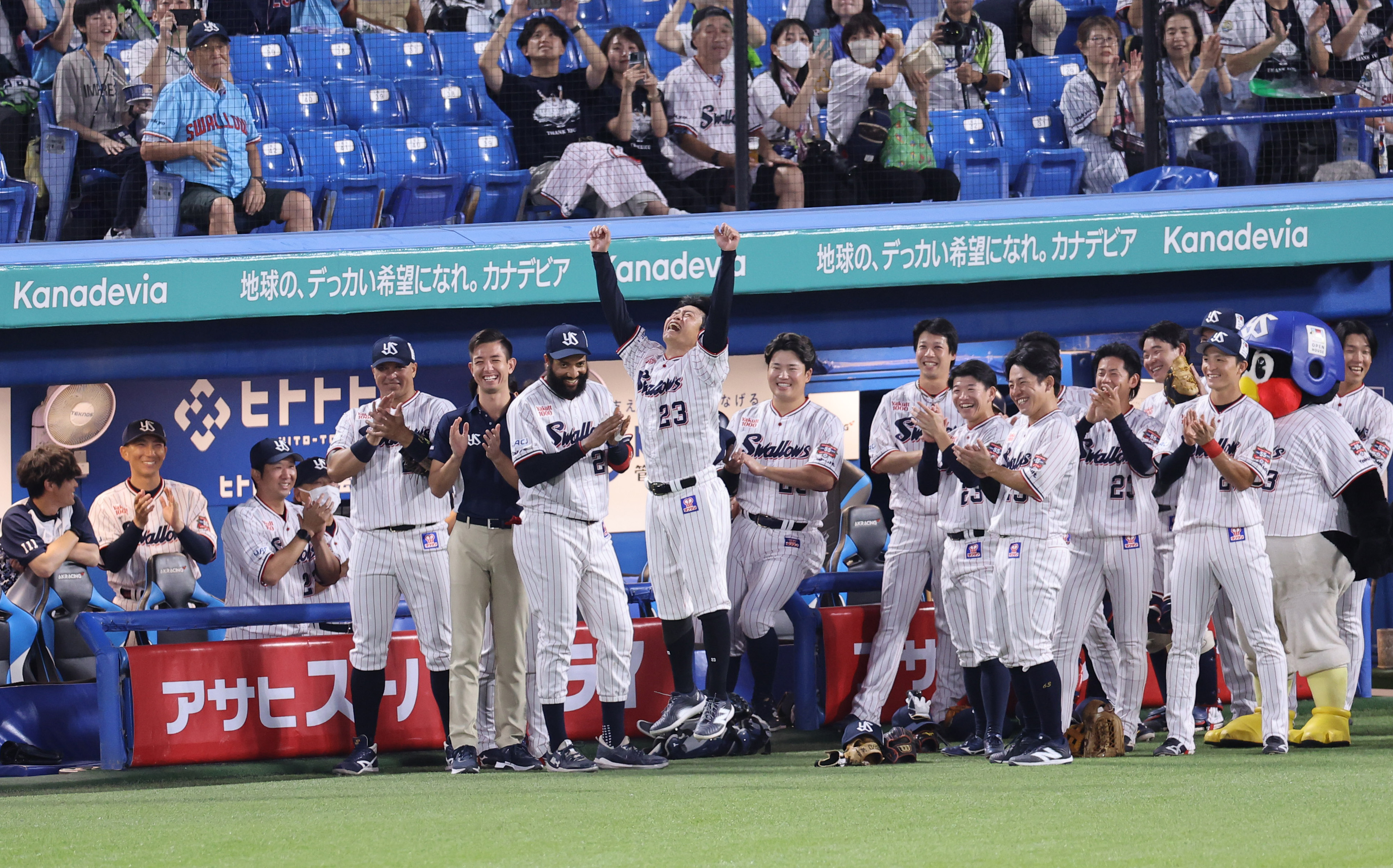 フォトギャラリー】ヤクルトの青木宣親、引退試合で2安打 「21年間