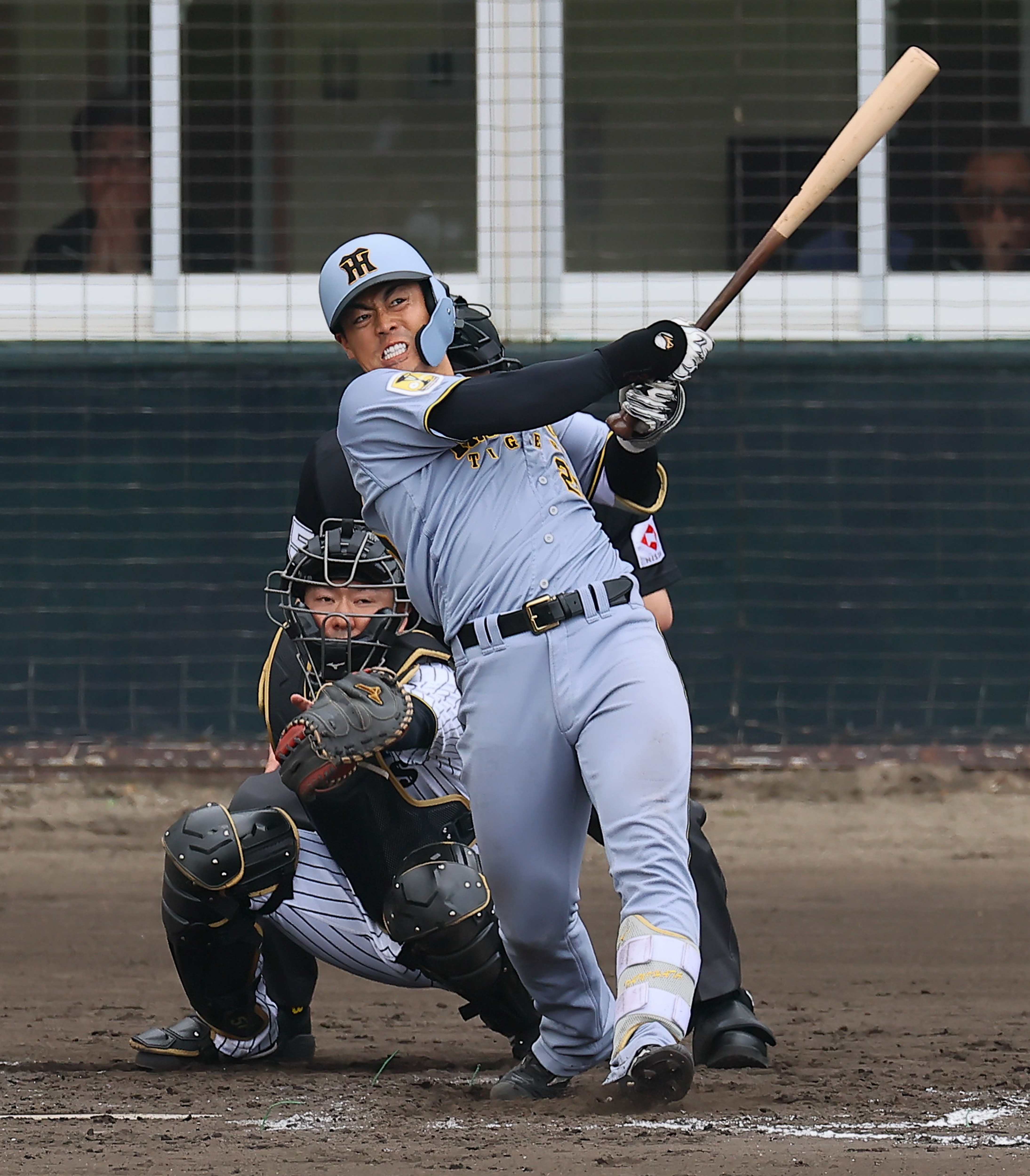 阪神D2位・谷端将伍、初球一閃 火を噴く二塁打 「積極的に行こうと決め