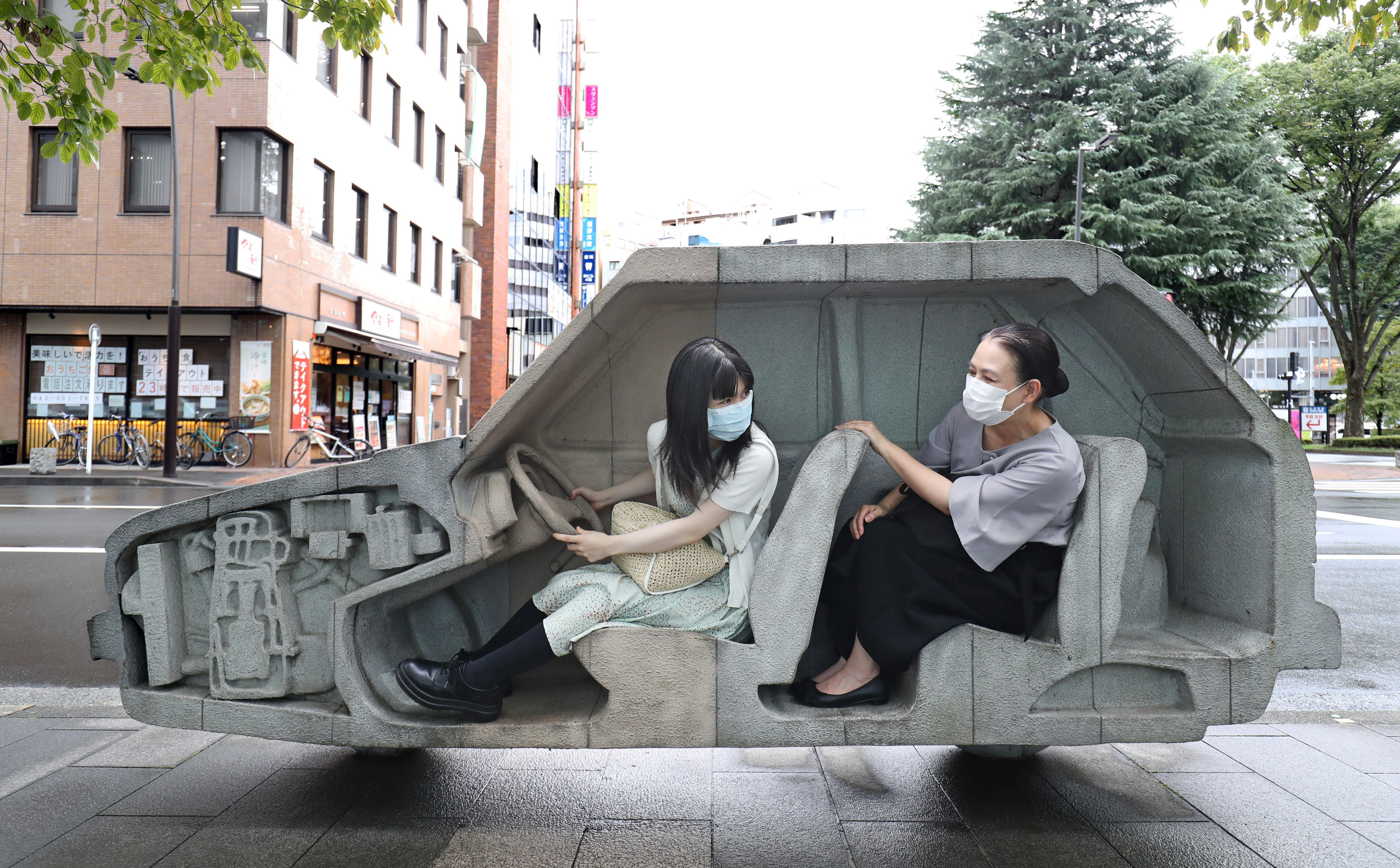 路上感撮】「ベンチ」で一息、どこへ行きましょうか？ - 産経ニュース