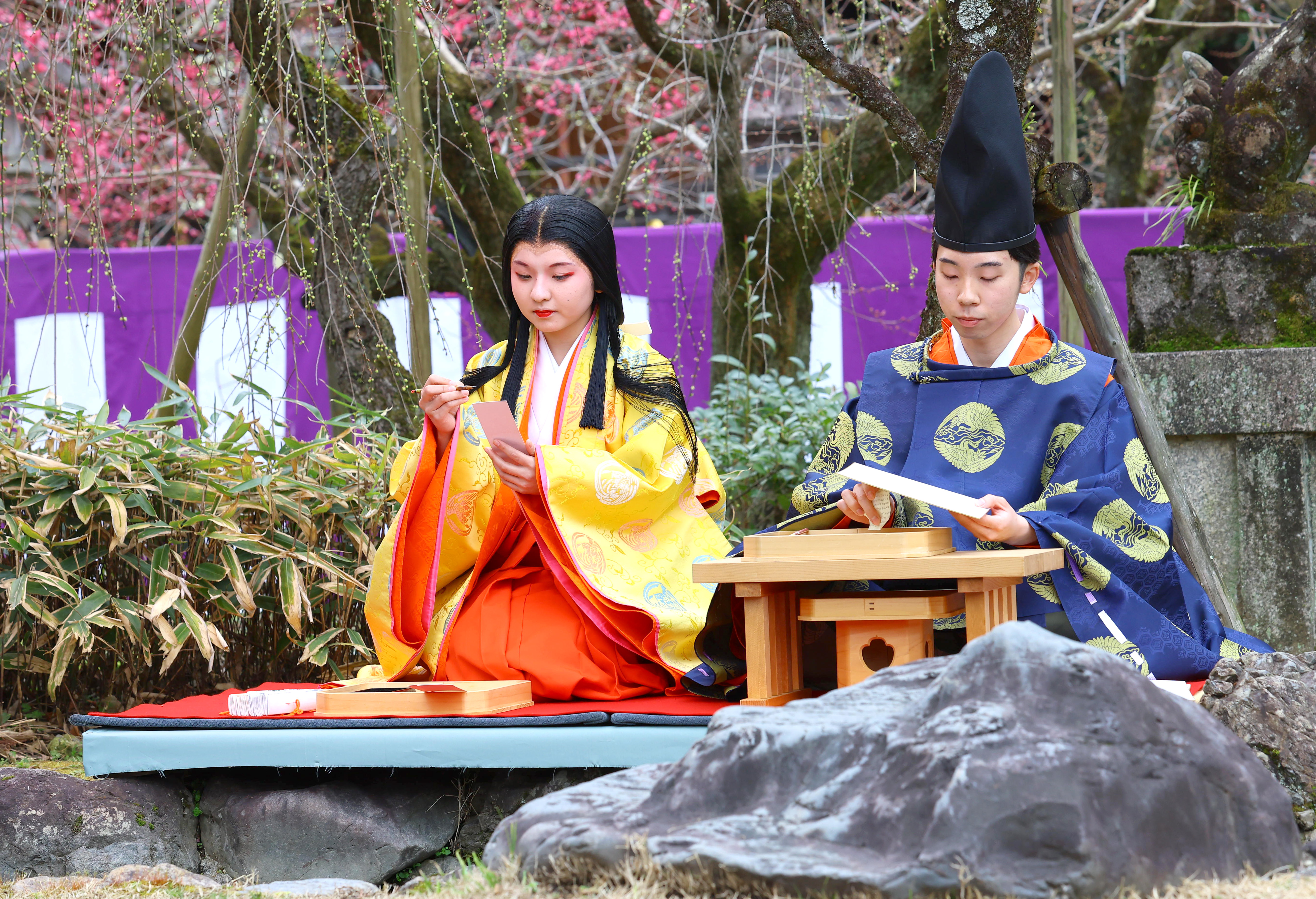 和魂漢才を体現 、京都・北野天満宮で「曲水の宴」平安貴族の歌会