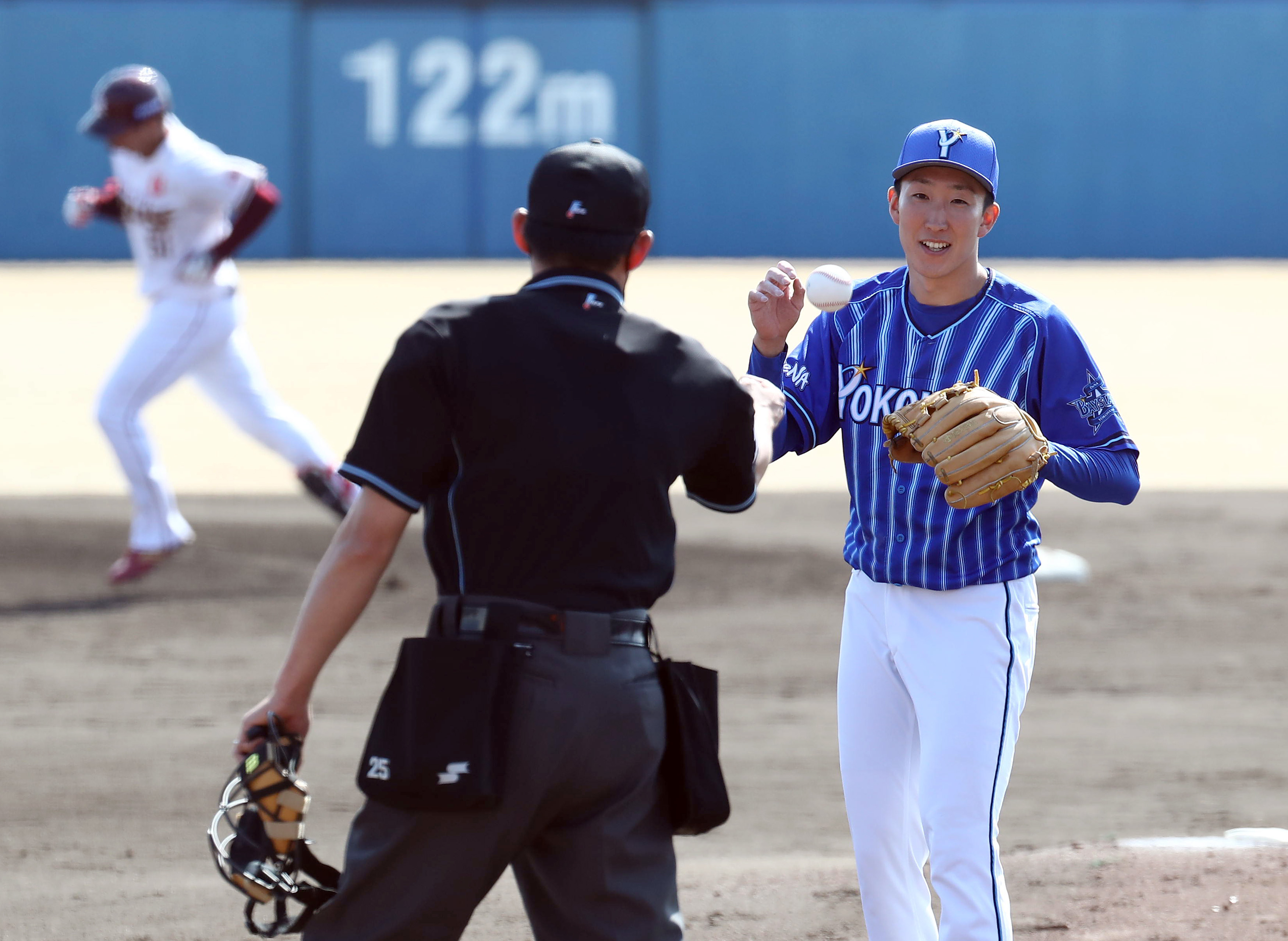 ロジン注意の後被弾のｄｅｎａ 大貫晋一 日本ハム 伊藤大海の 追いロジン に 相当気持ち強いなと サンスポ