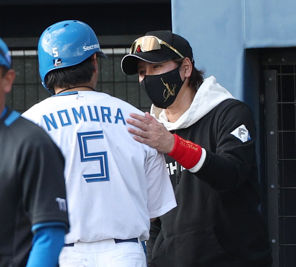 就任4年目で悲願のリーグ優勝へ虎視眈々 日本ハム・新庄剛志監督の