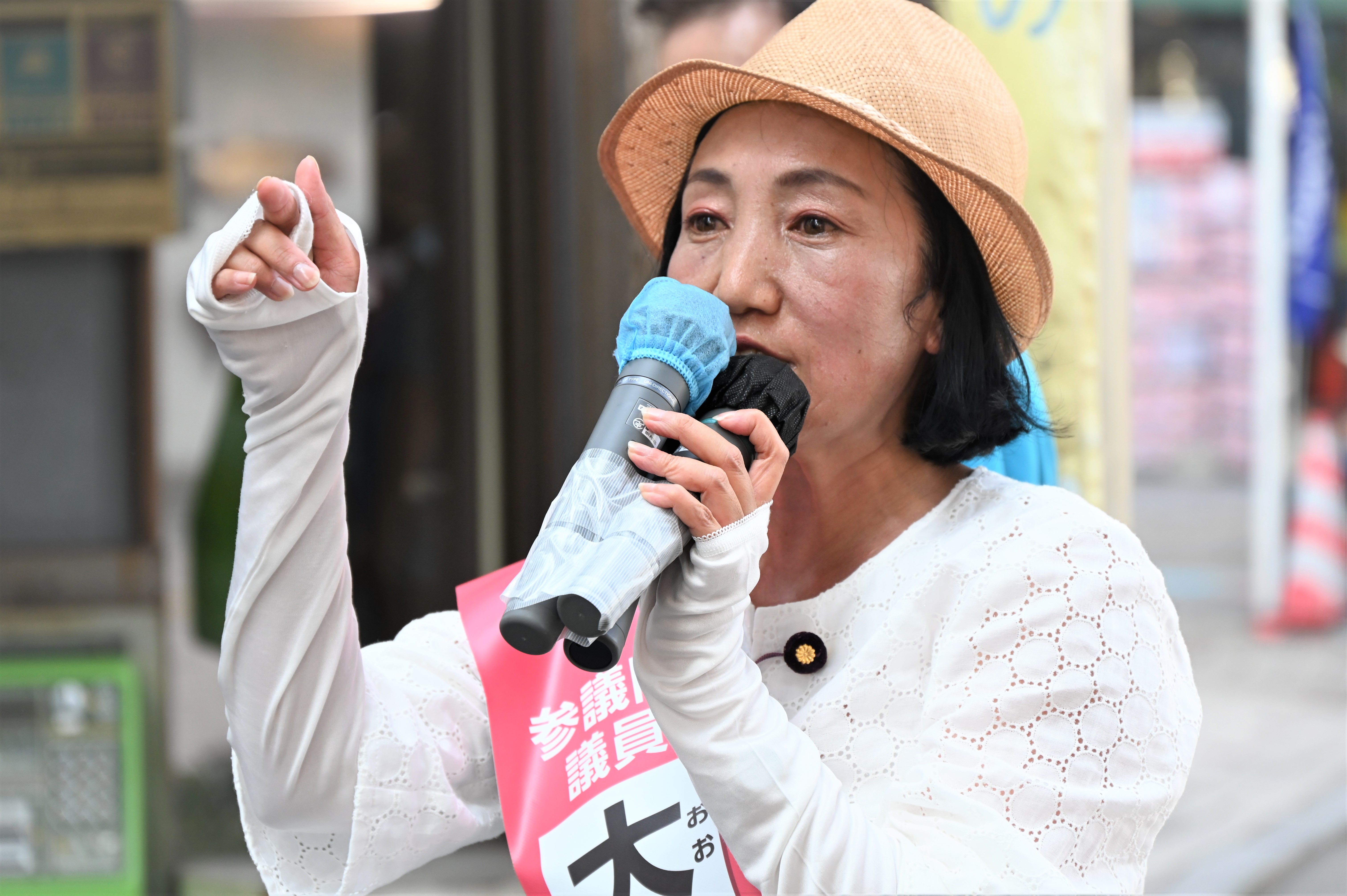 大 椿 裕子