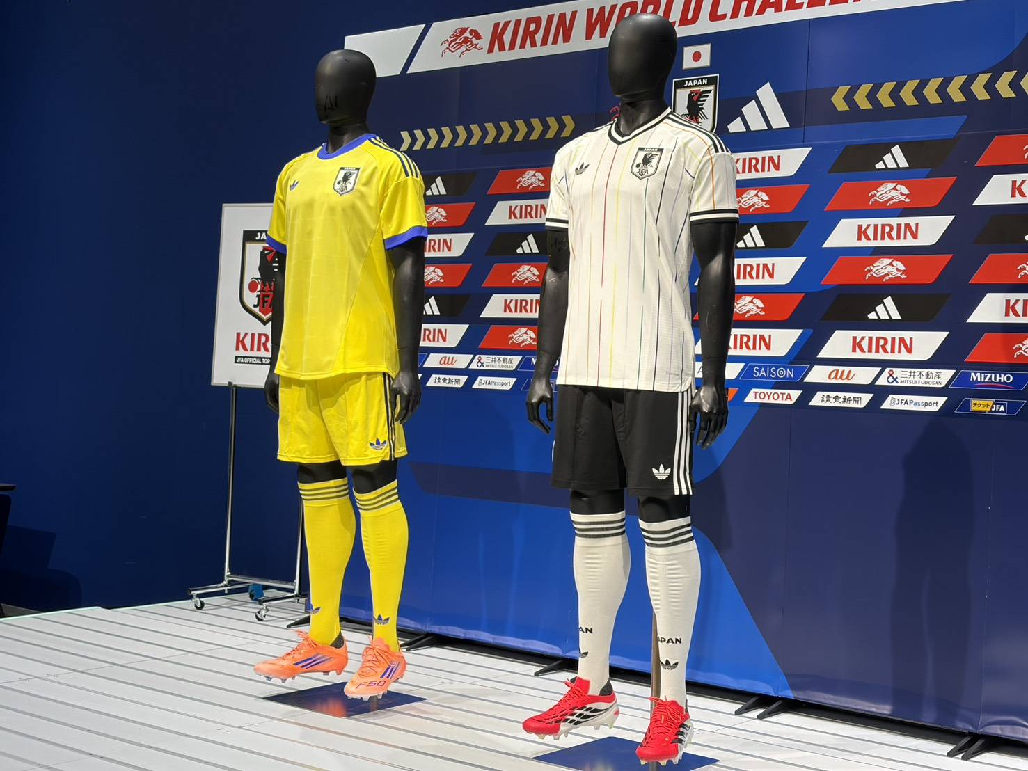 前作比2500%の爆売れ！ 売り切れ続出の日本代表「白ユニ」 W杯初戦