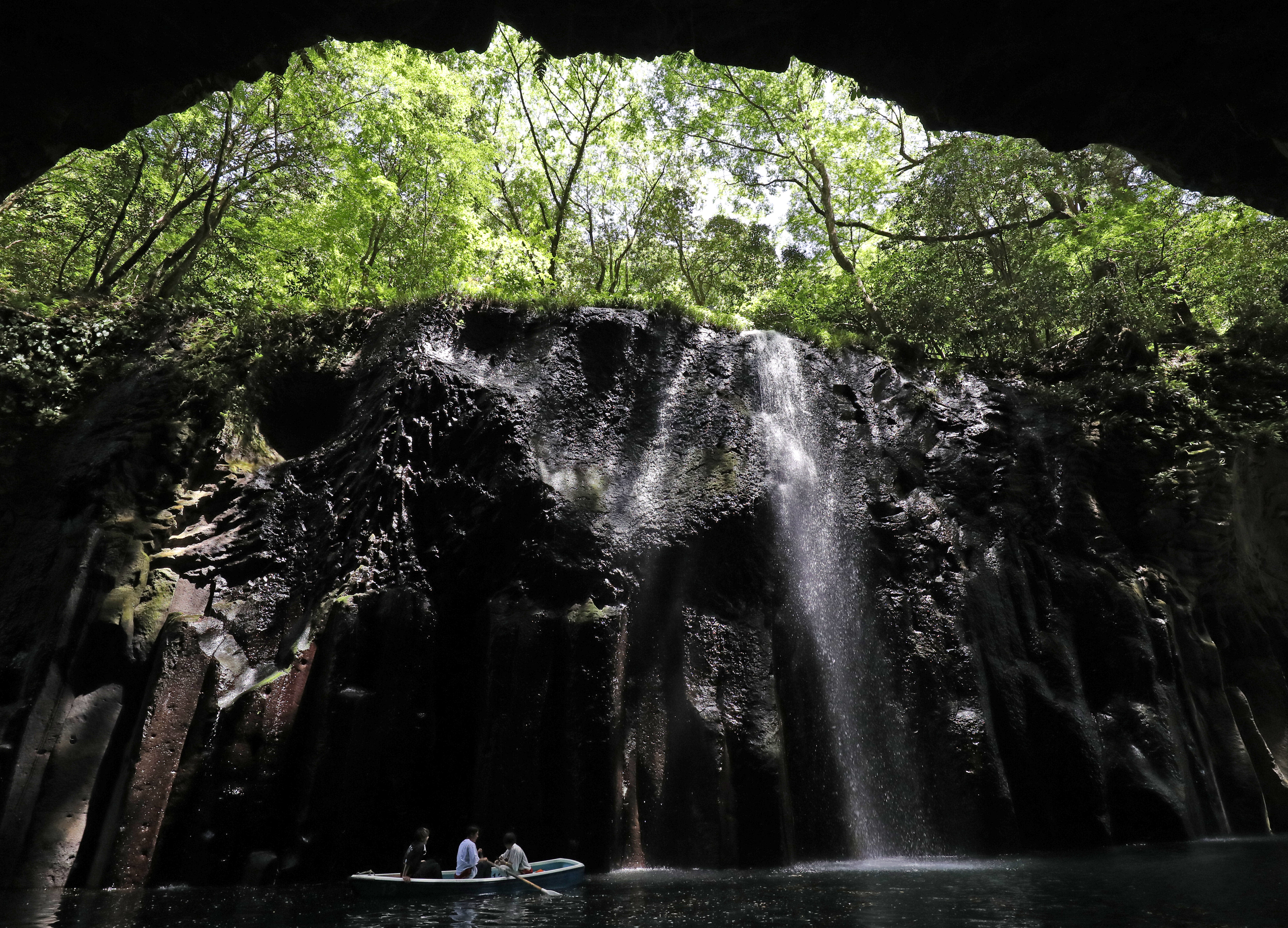 神話の里 コロナ収束願う 宮崎「高千穂峡」 - 産経ニュース