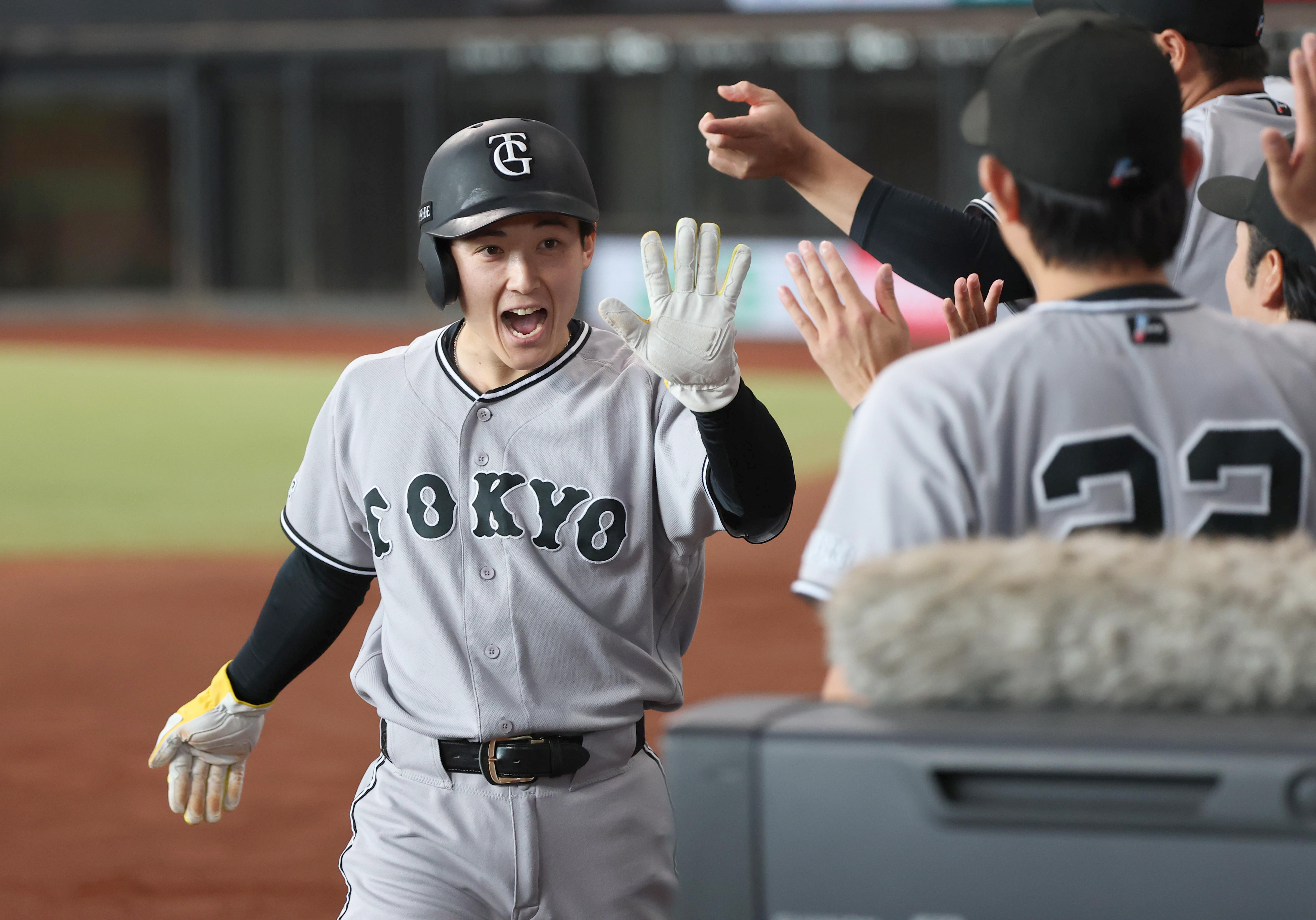 巨人・浦田俊輔、2安打3盗塁 打って走って大活躍！ 盗塁数リーグ2位に