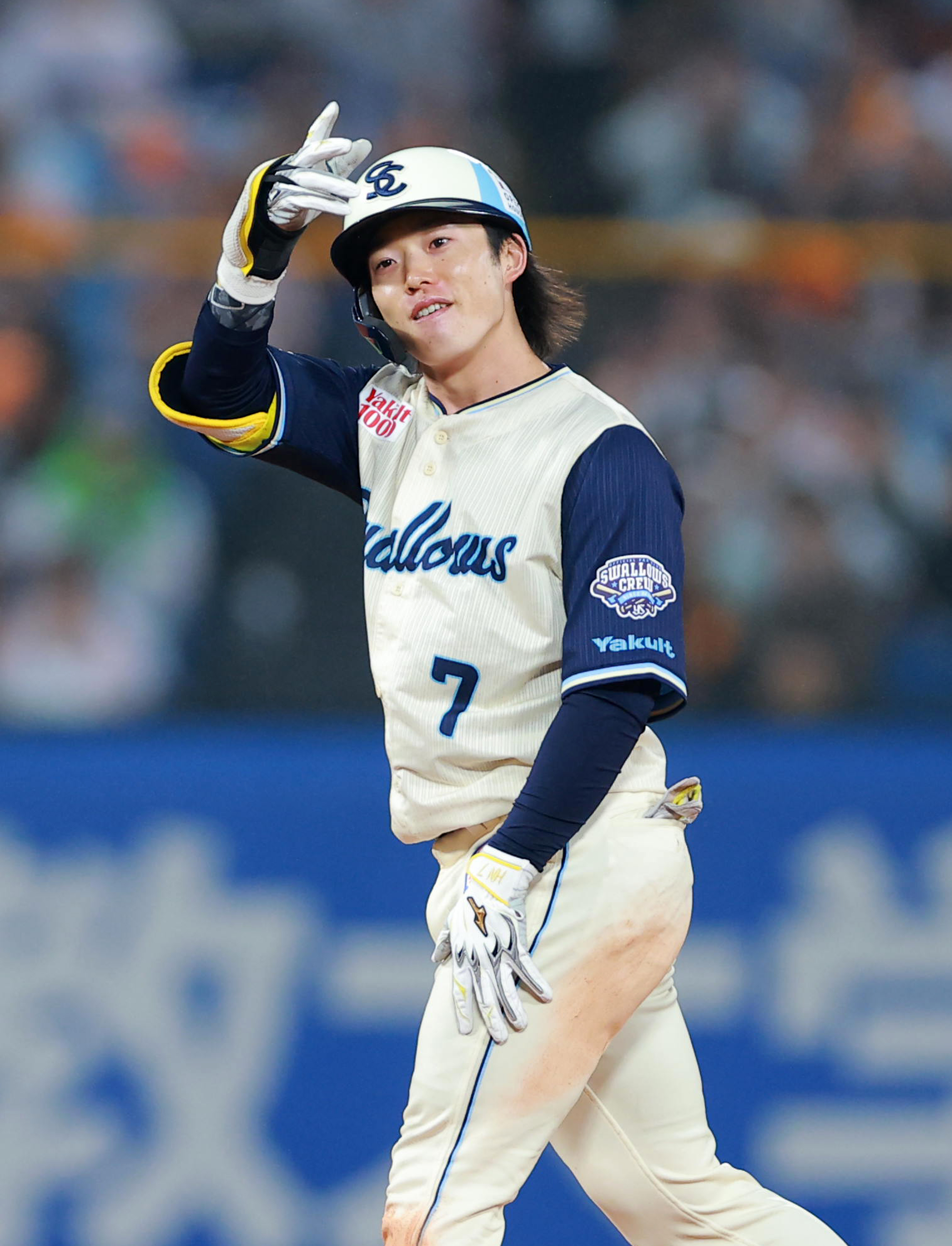 ヤクルト・長岡秀樹、貴重な3点目の適時打に「『絶対僕がかえす
