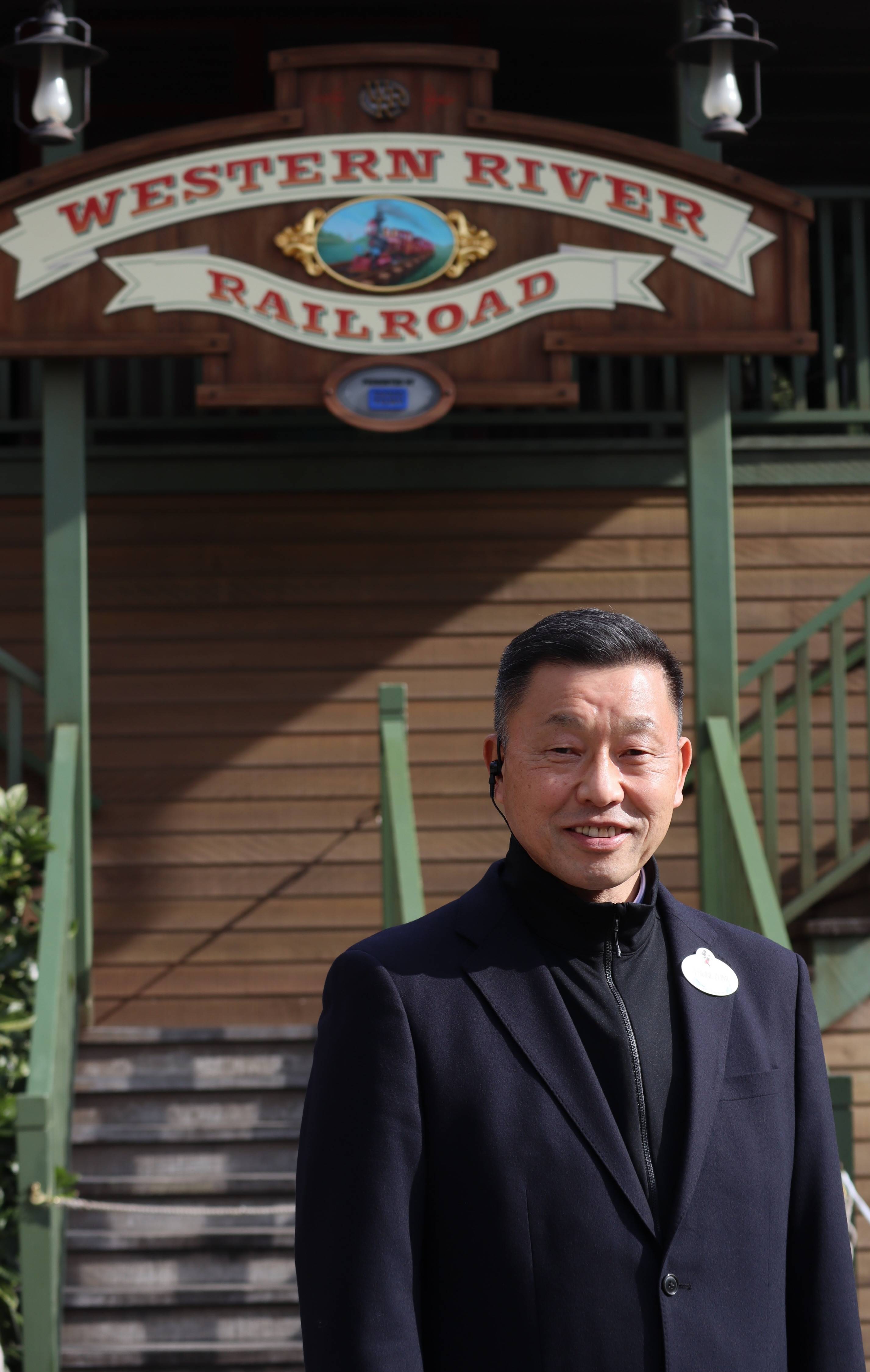 節目のひと】40周年のディズニーランド、運営の常住さん「幸せ創る