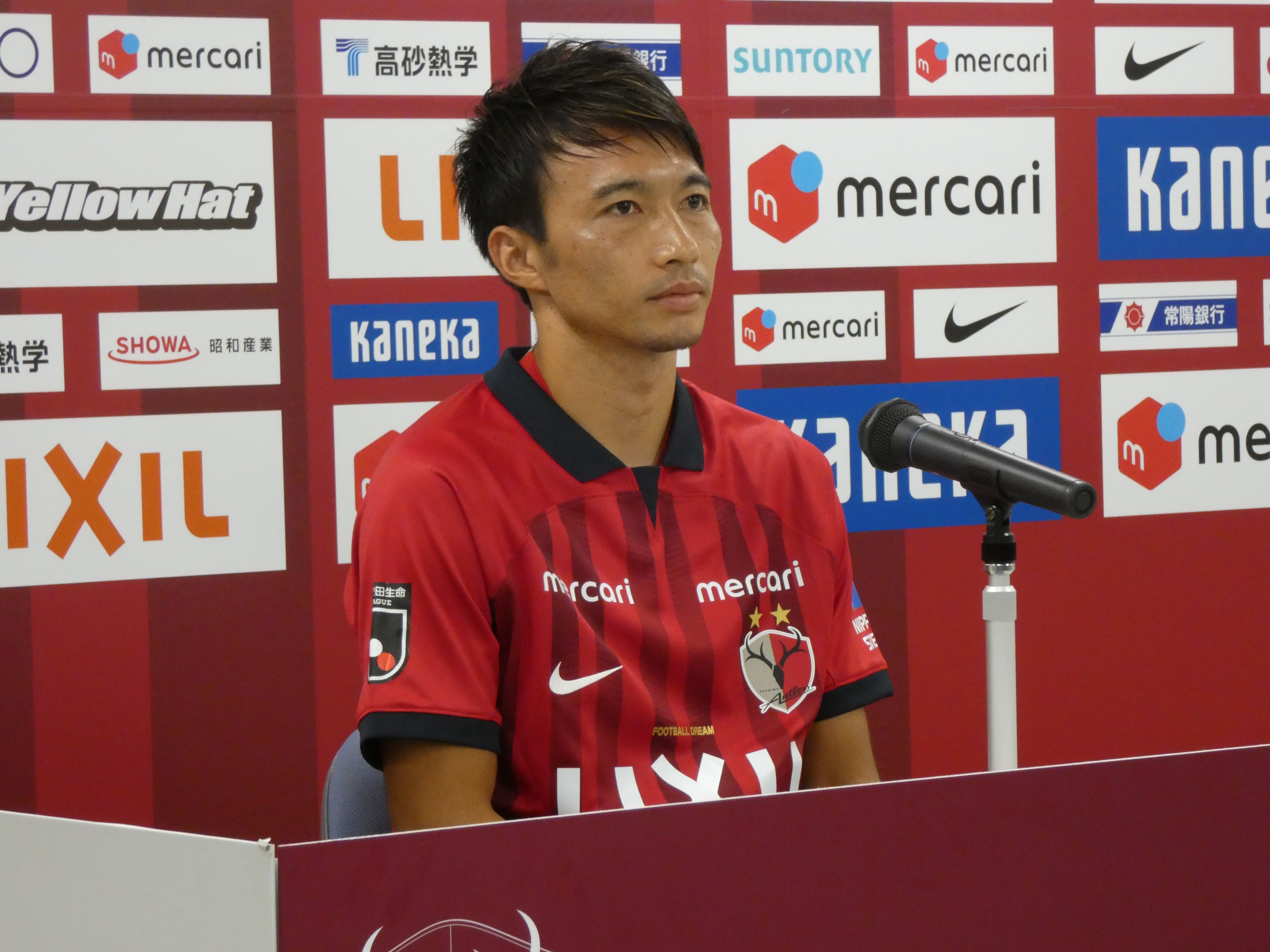 J1鹿島、元日本代表MF柴崎岳が入団会見「勝利をもたらしに帰ってき