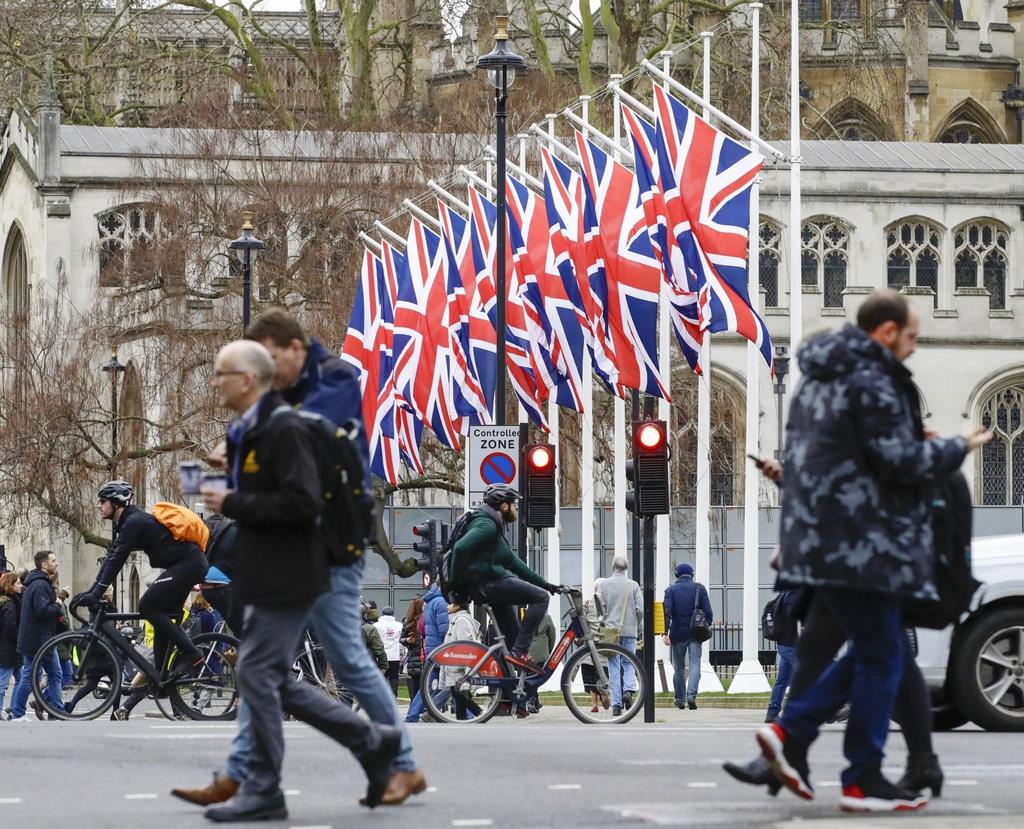 離脱派と残留派 埋めがたい溝 ｅｕ離脱 英国民なにを思う 産経ニュース