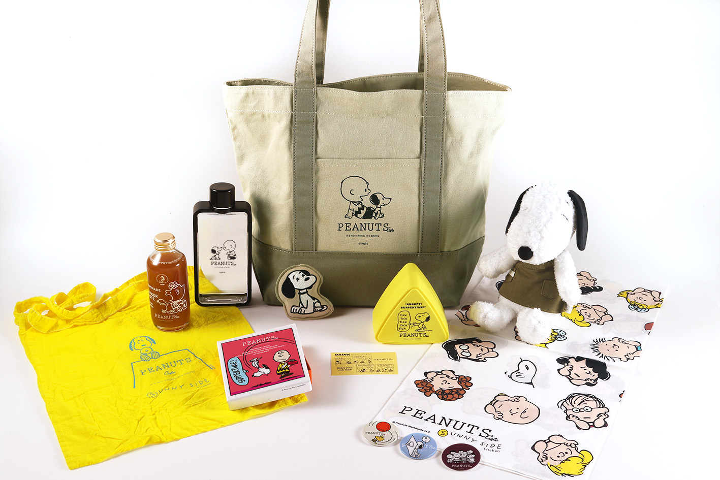 PEANUTS Cafe LUCKY BAG スヌーピーグッズが詰まった福袋 2026年は