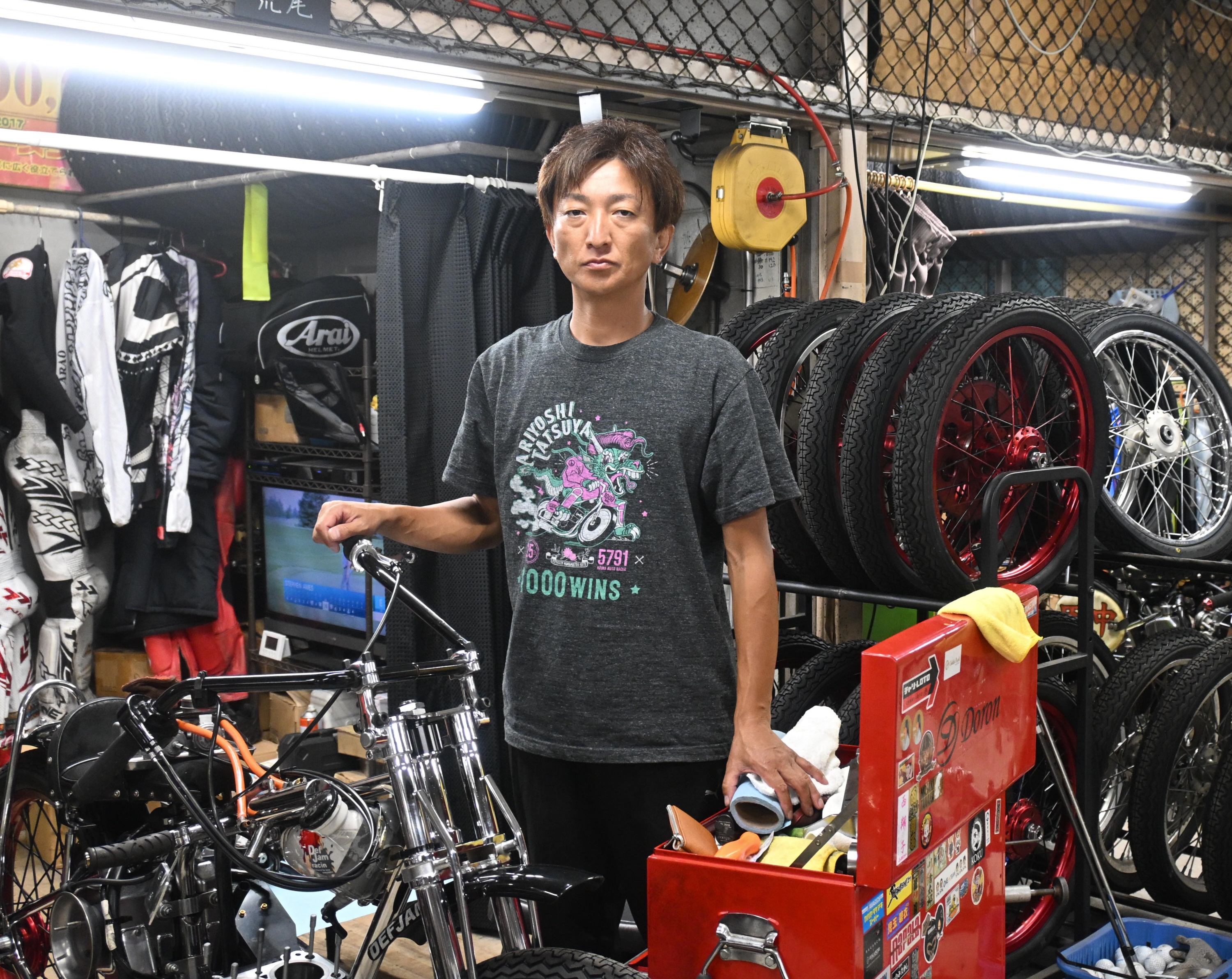 金本さんの赤い龍のオーバルプレート 金本さんの赤い龍のオーバルプレート 3/26 琉球戦 新商品発売