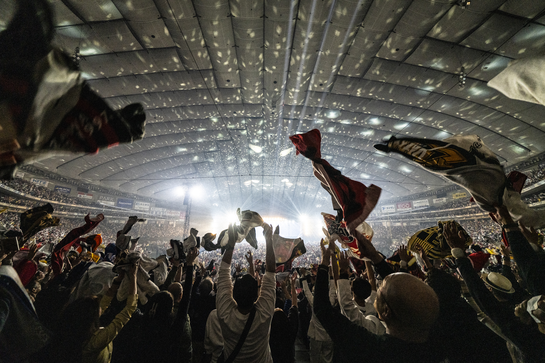 矢沢永吉「こんなに長く歌えるなんて」 76歳で東京ドーム公演 最年長