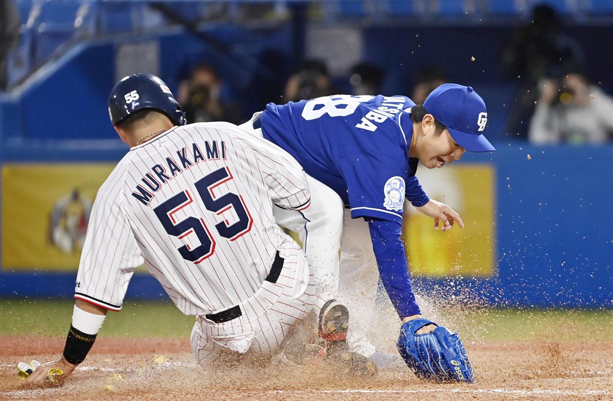 指揮官一問一答 村上のクロスプレーについてヤクルト 高津監督 僕も勉強します ルール通りのプレーだったということ サンスポ