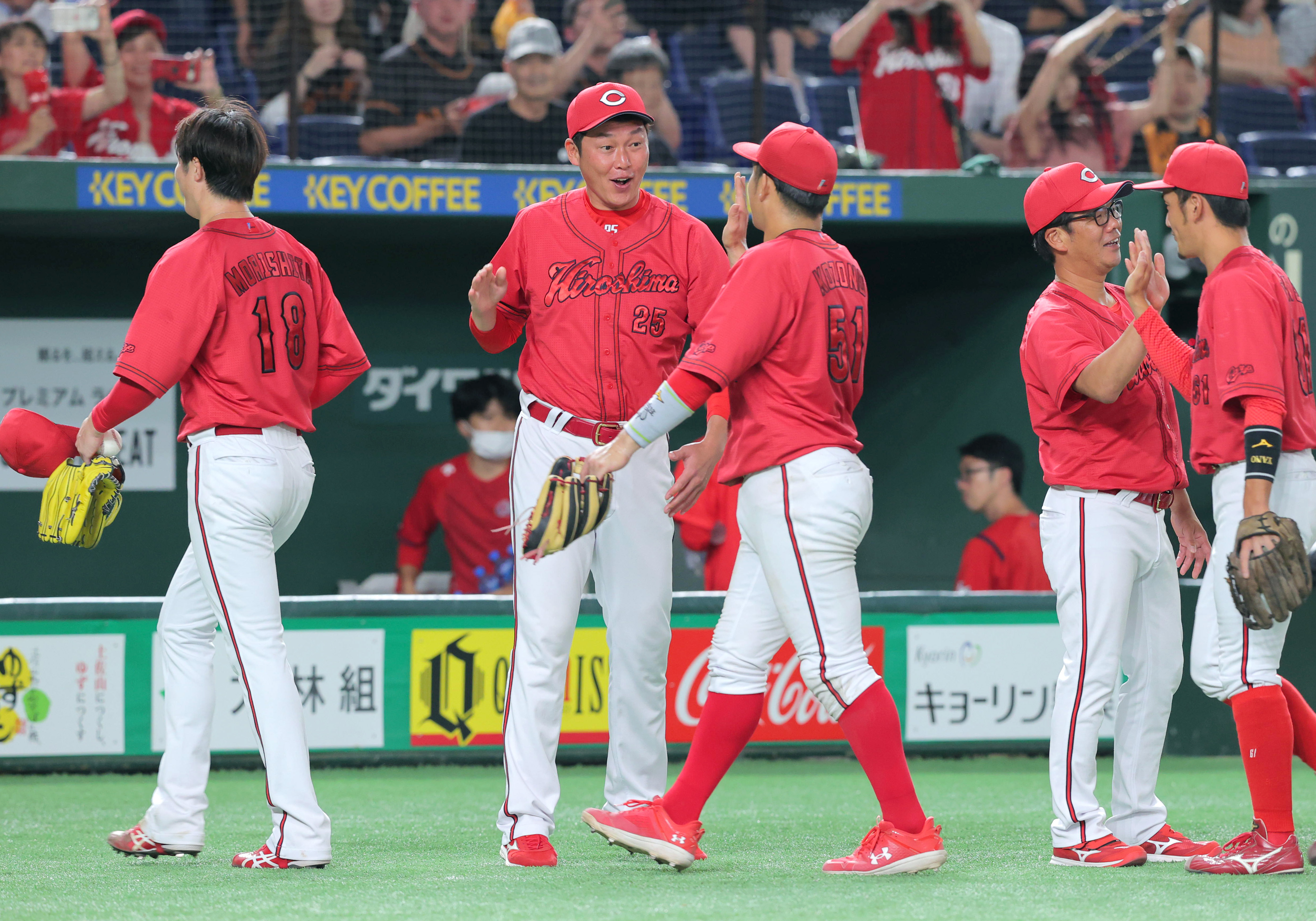 【鯉将一問一答】広島・新井貴浩監督「若いの出てこいや！」　西川、菊池欠き前半戦貯金ターン決める