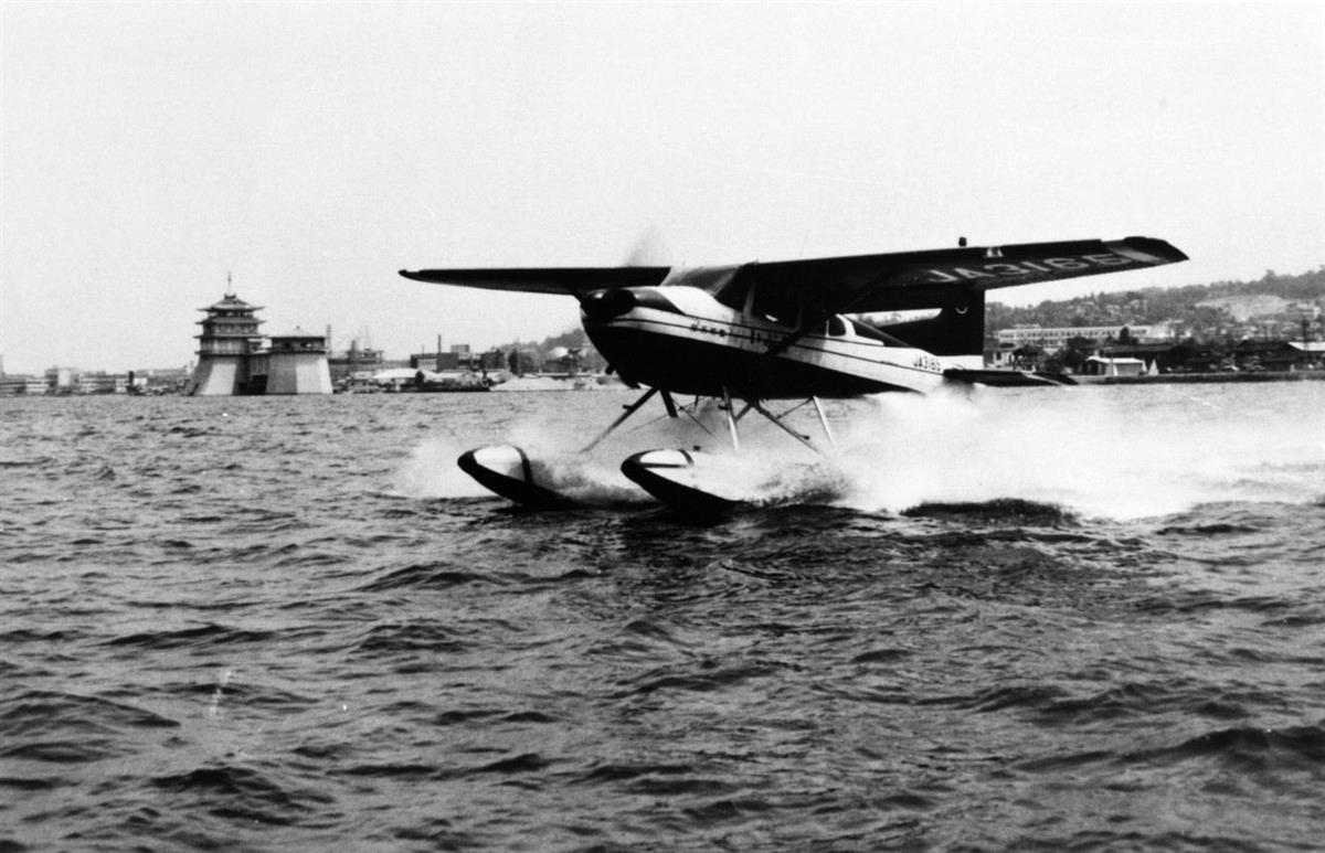 琵琶湖に半世紀ぶり水上飛行機 大津市がテスト飛行 - 産経ニュース