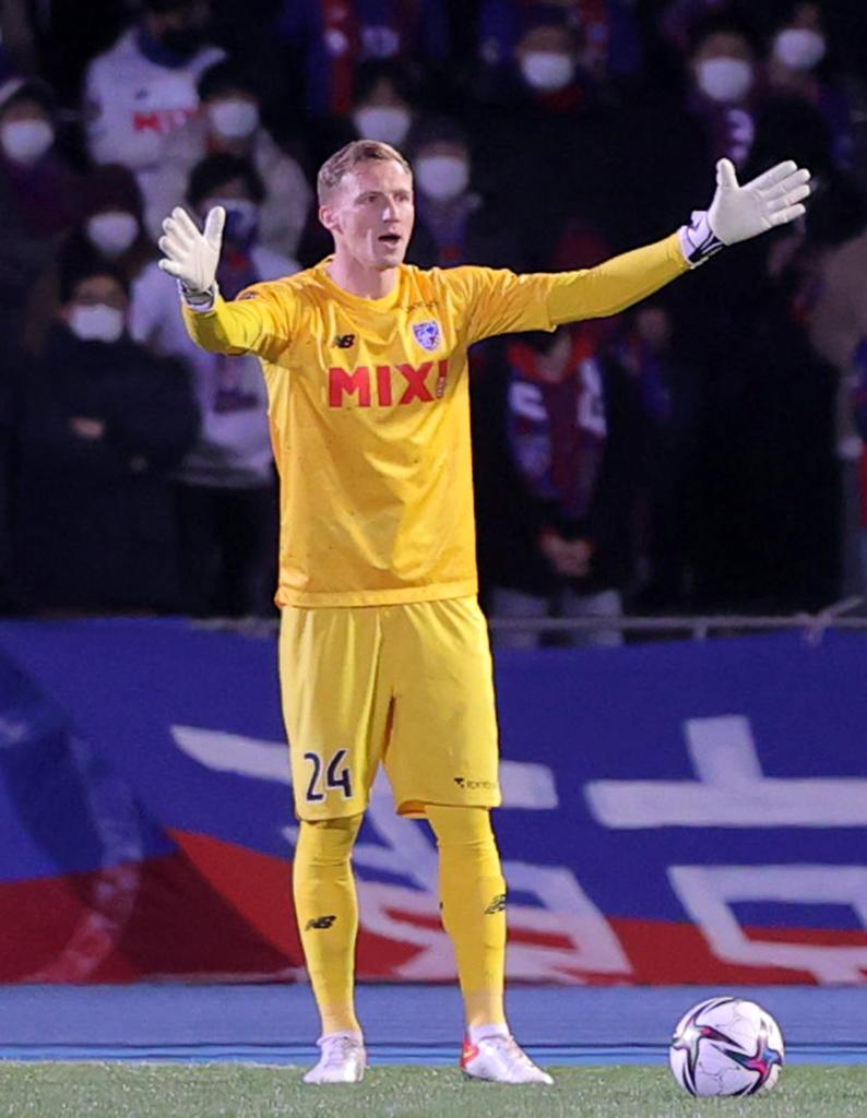 オヤジのためのサッカー塾】日本人GKが見習うべきFC東京