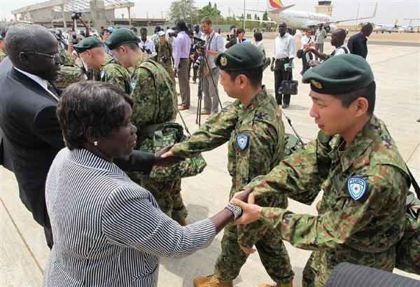 野口裕之の軍事情勢 自衛官の命 を心配する左派政治家たちよ 自衛官の胸に勲章がない不名誉をご存じか 4 5ページ 産経ニュース