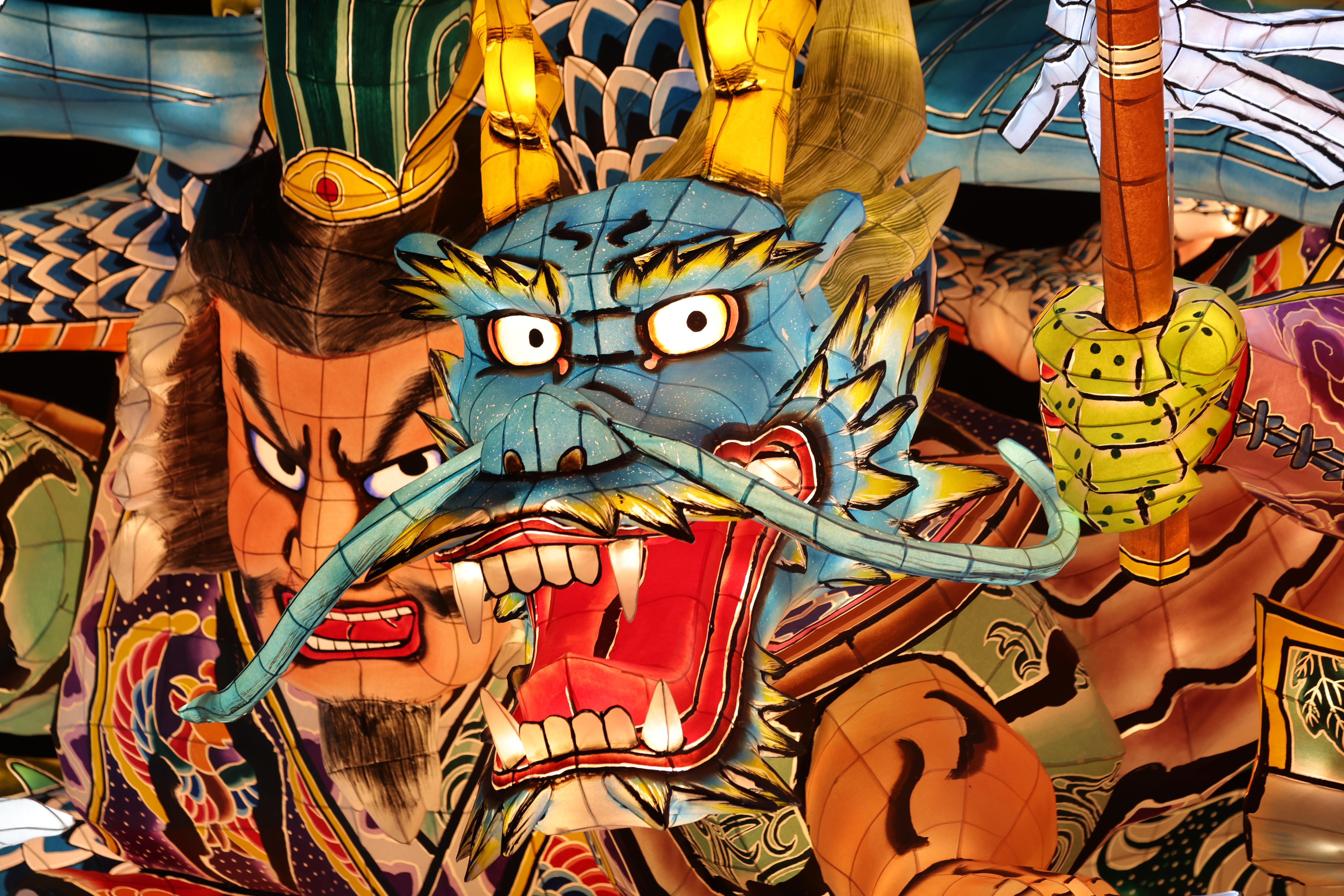 輝く武者人形、夜空に響く「ラッセラー、ラッセラー」 熱気あふれる