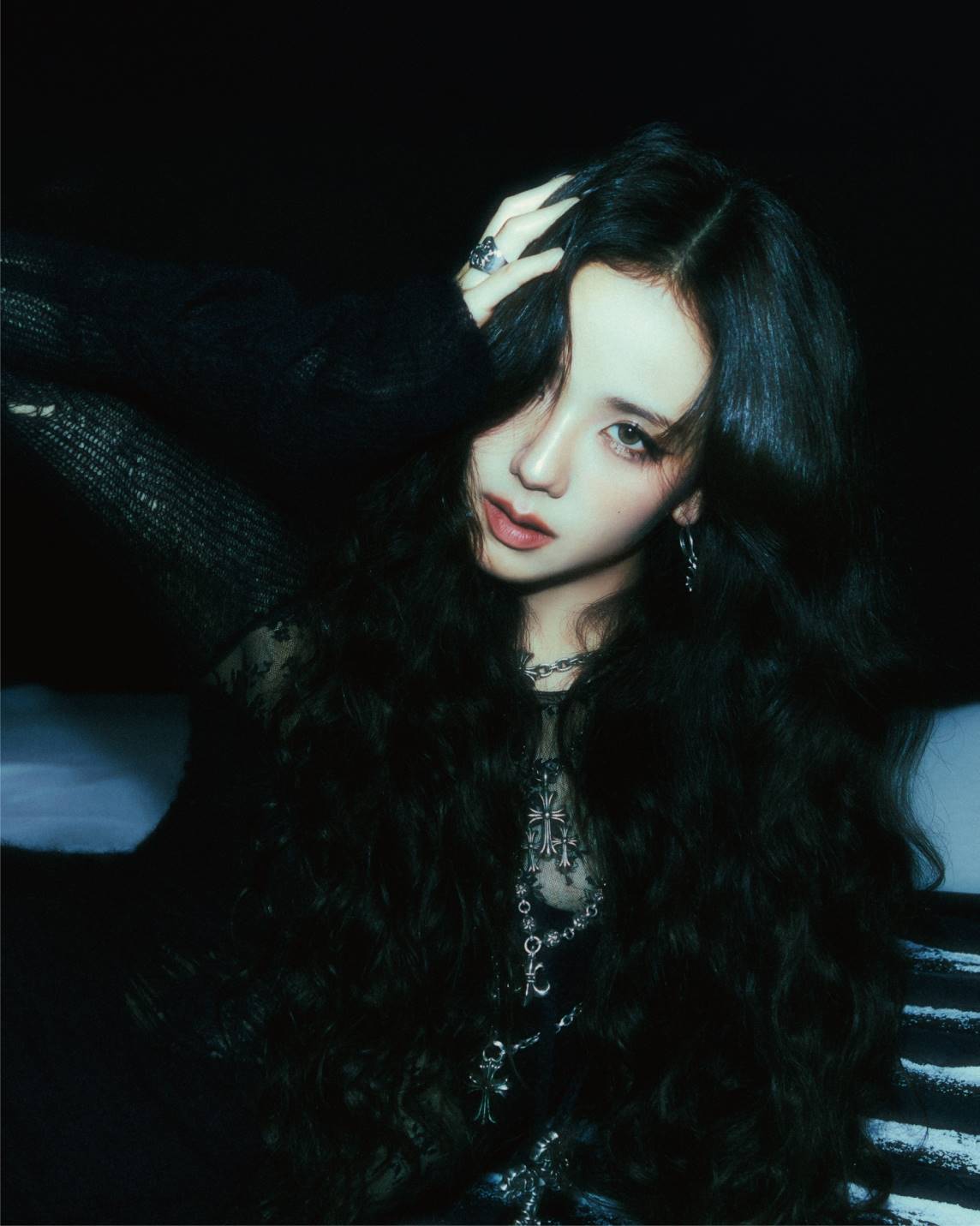 BLACKPINKのJISOO、日本初のファンミに感激 ファンの大声援を浴び